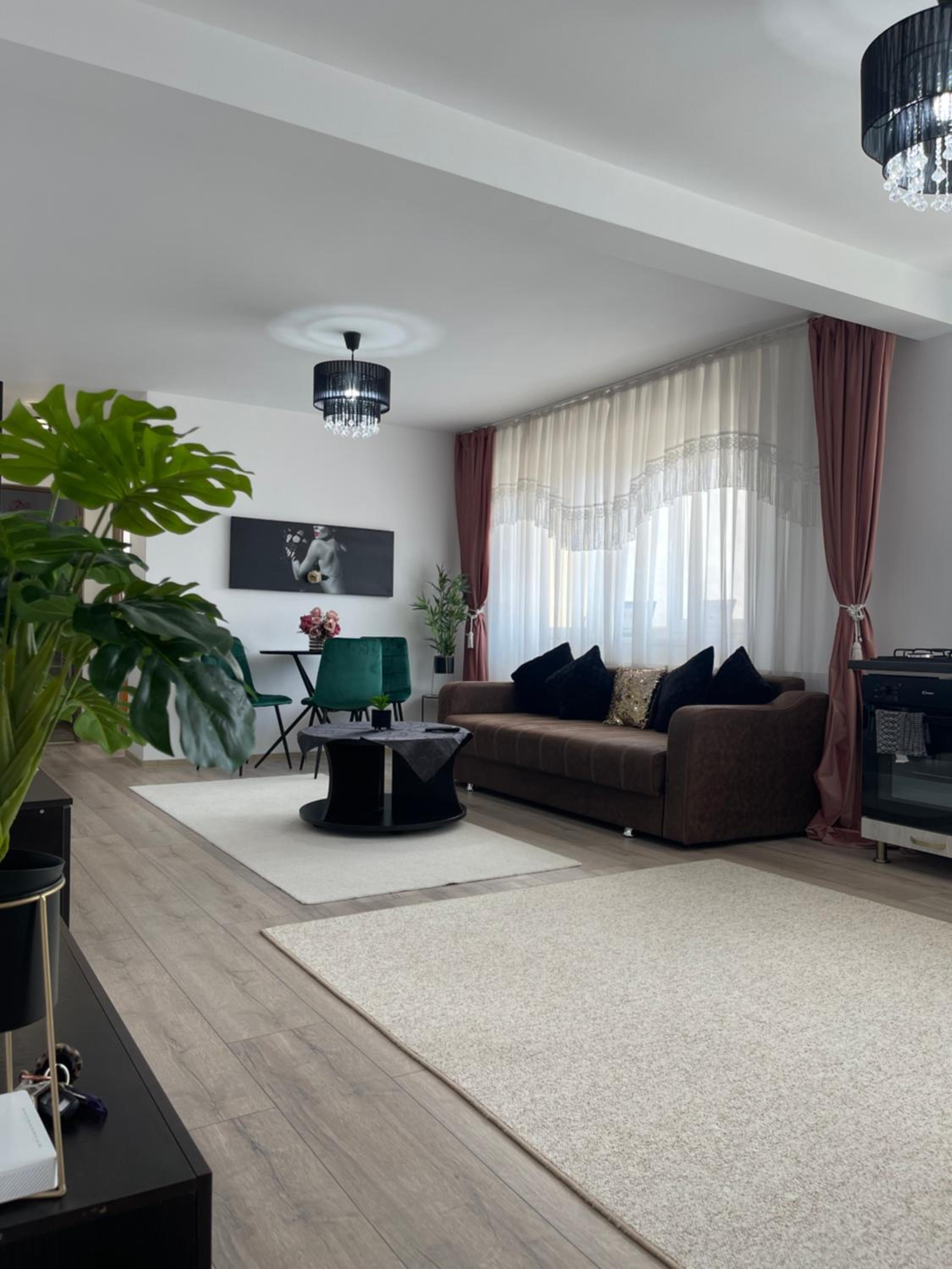 Two-Bedroom Apartment - Photo 6
