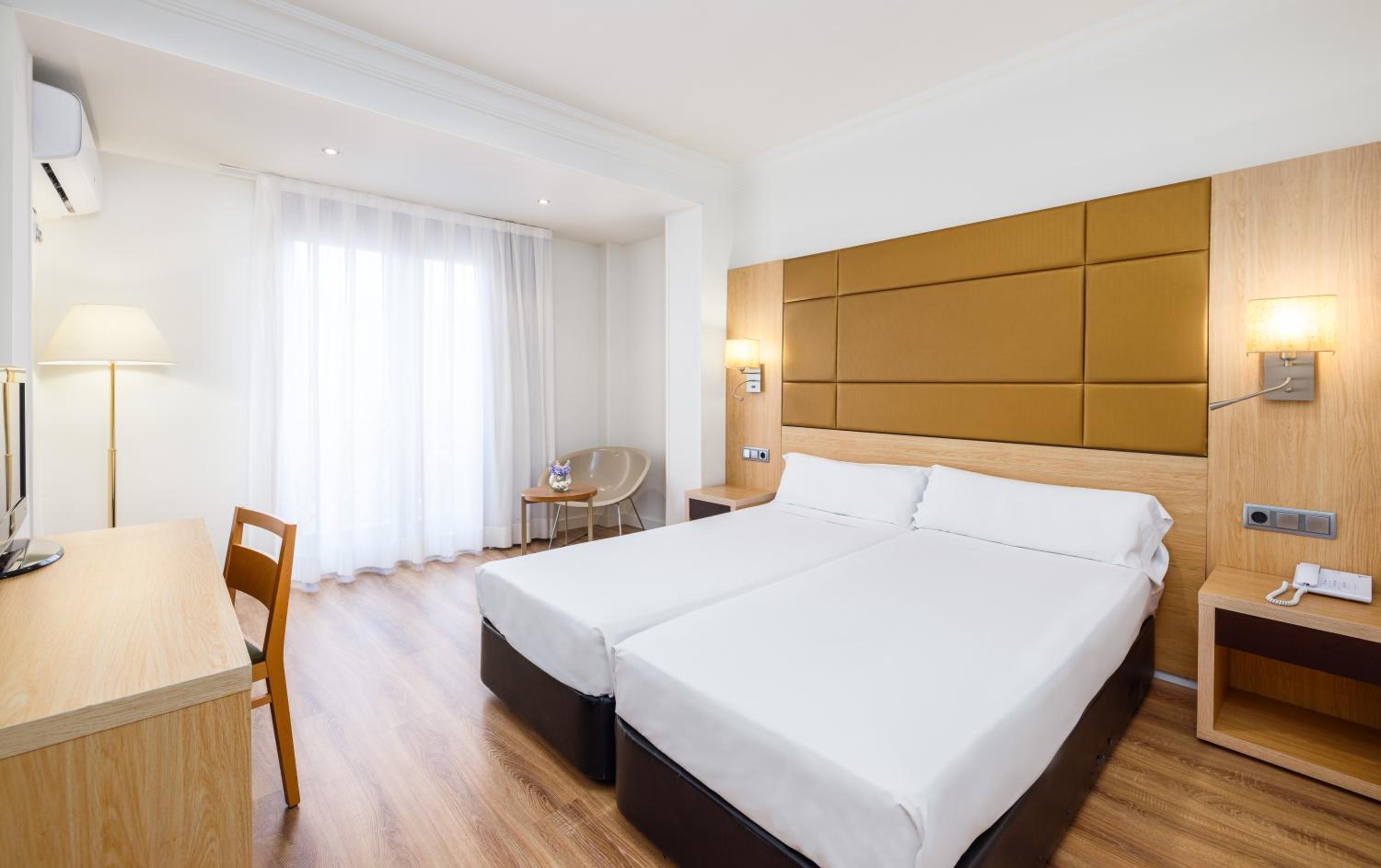 Habitación Doble o con Dos Camas