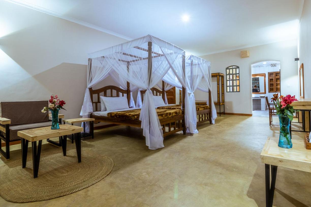 Deluxe Double Or Twin Room With Balcony