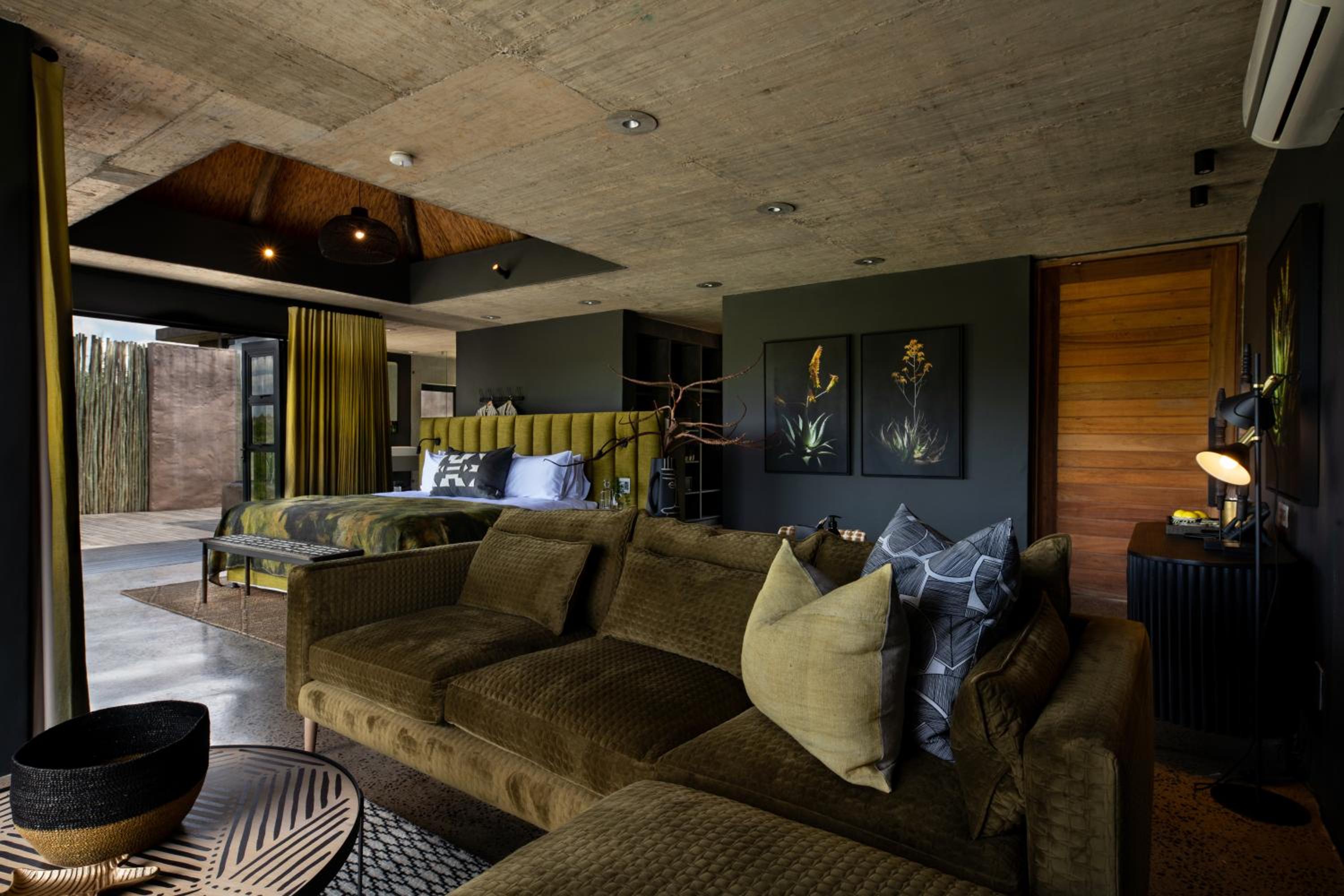 Executive Suite photo 2