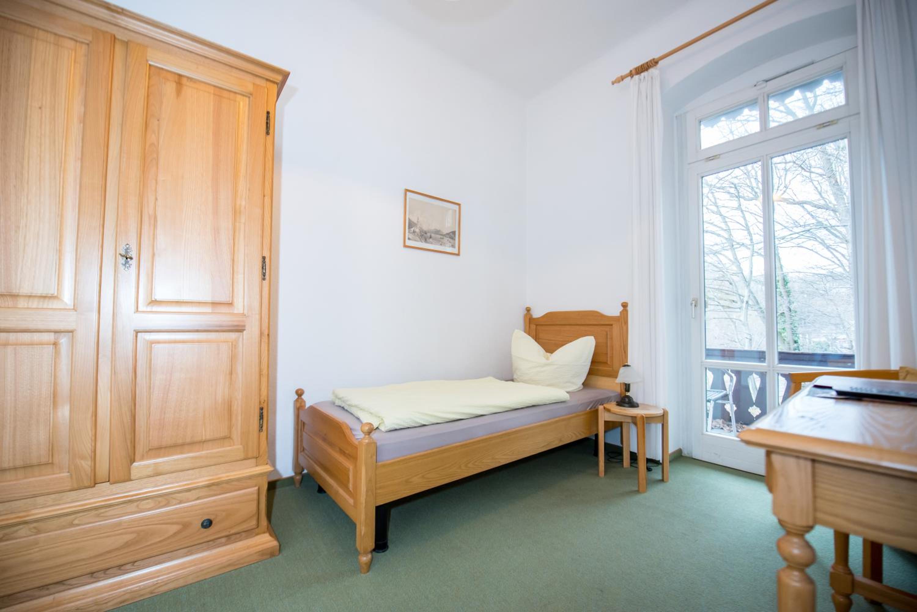 Single Room photo 2