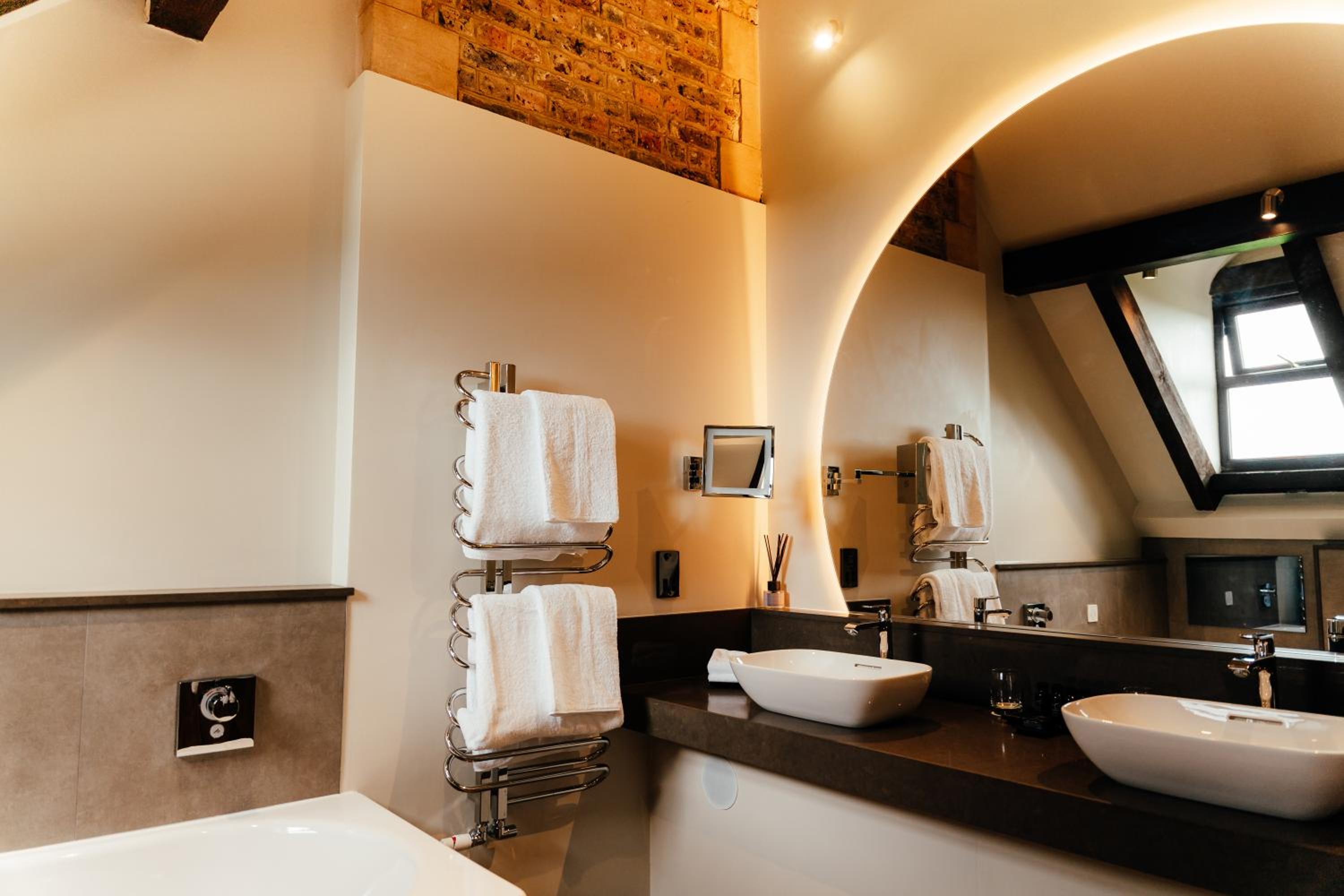 Junior Suite with Balcony photo 2