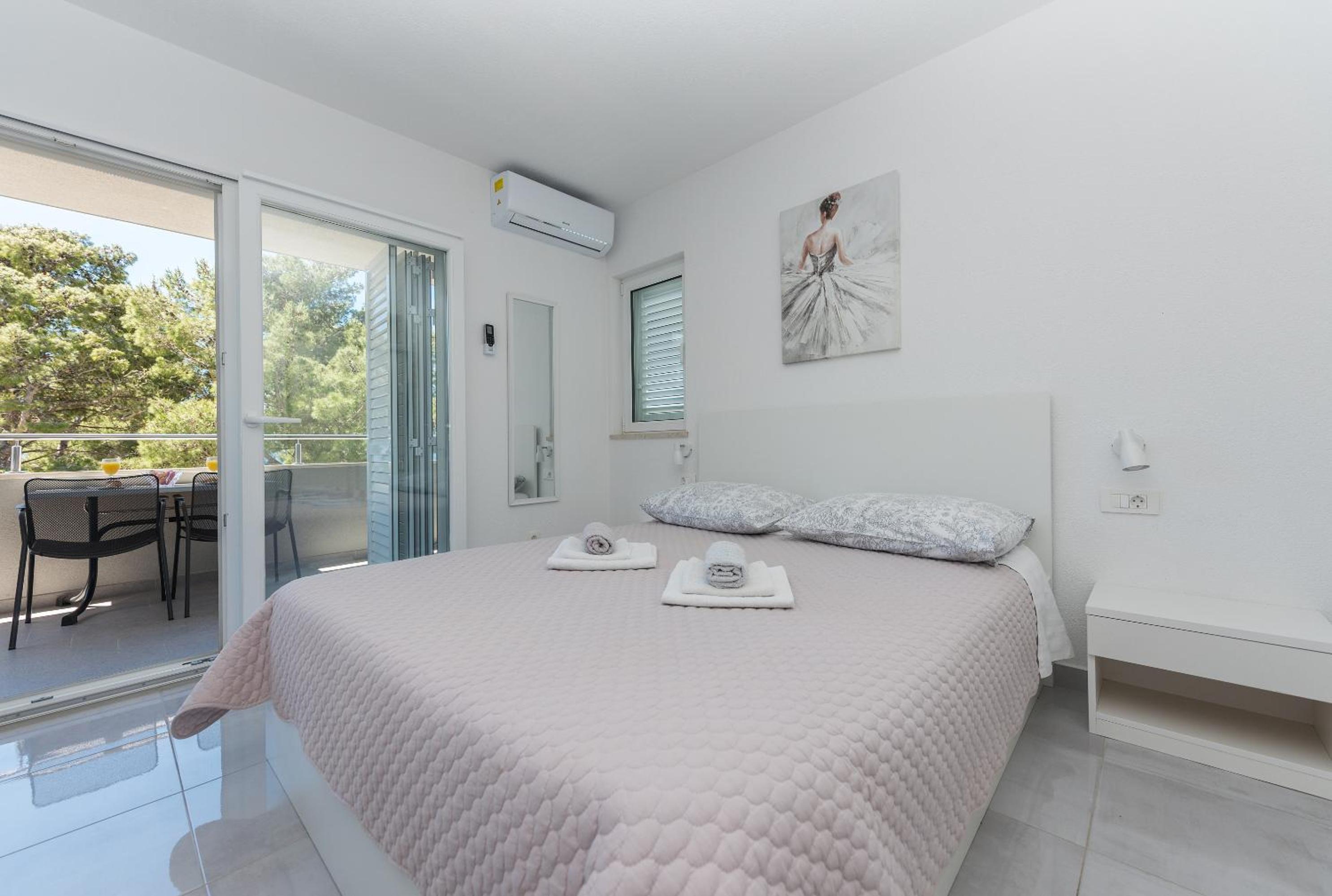 Studio with Balcony