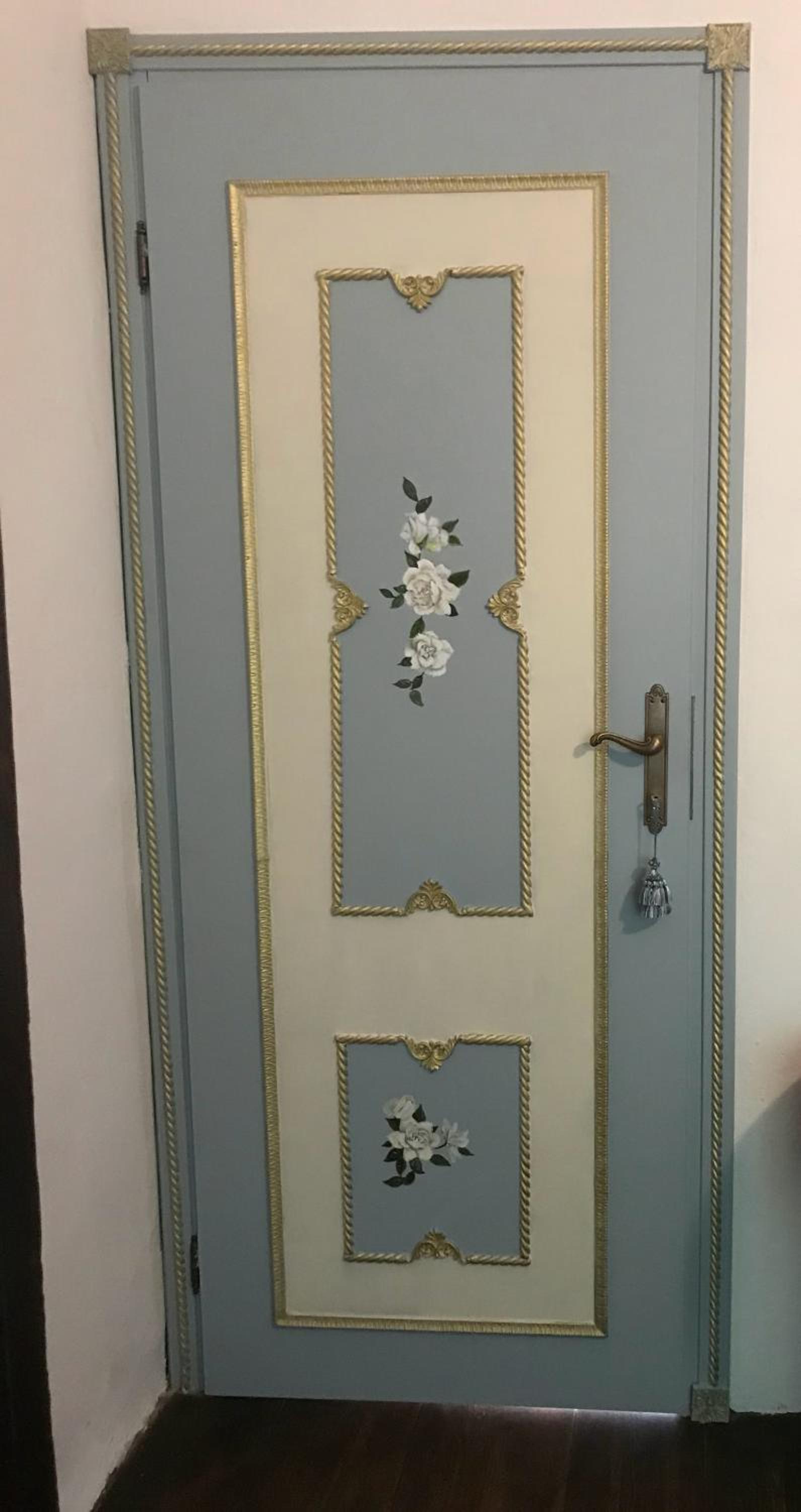 Queen Room photo 2