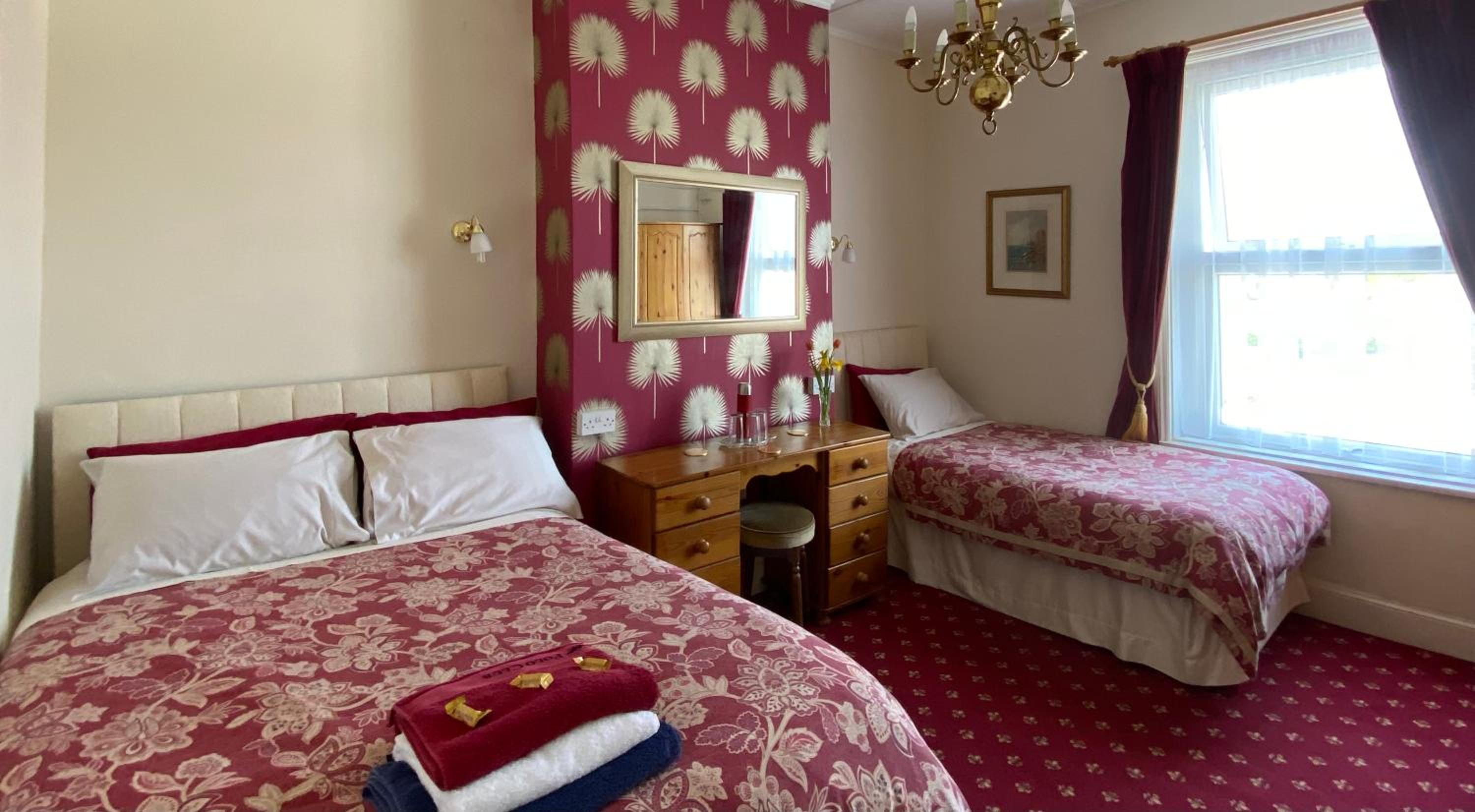 Standard Triple Room photo 2
