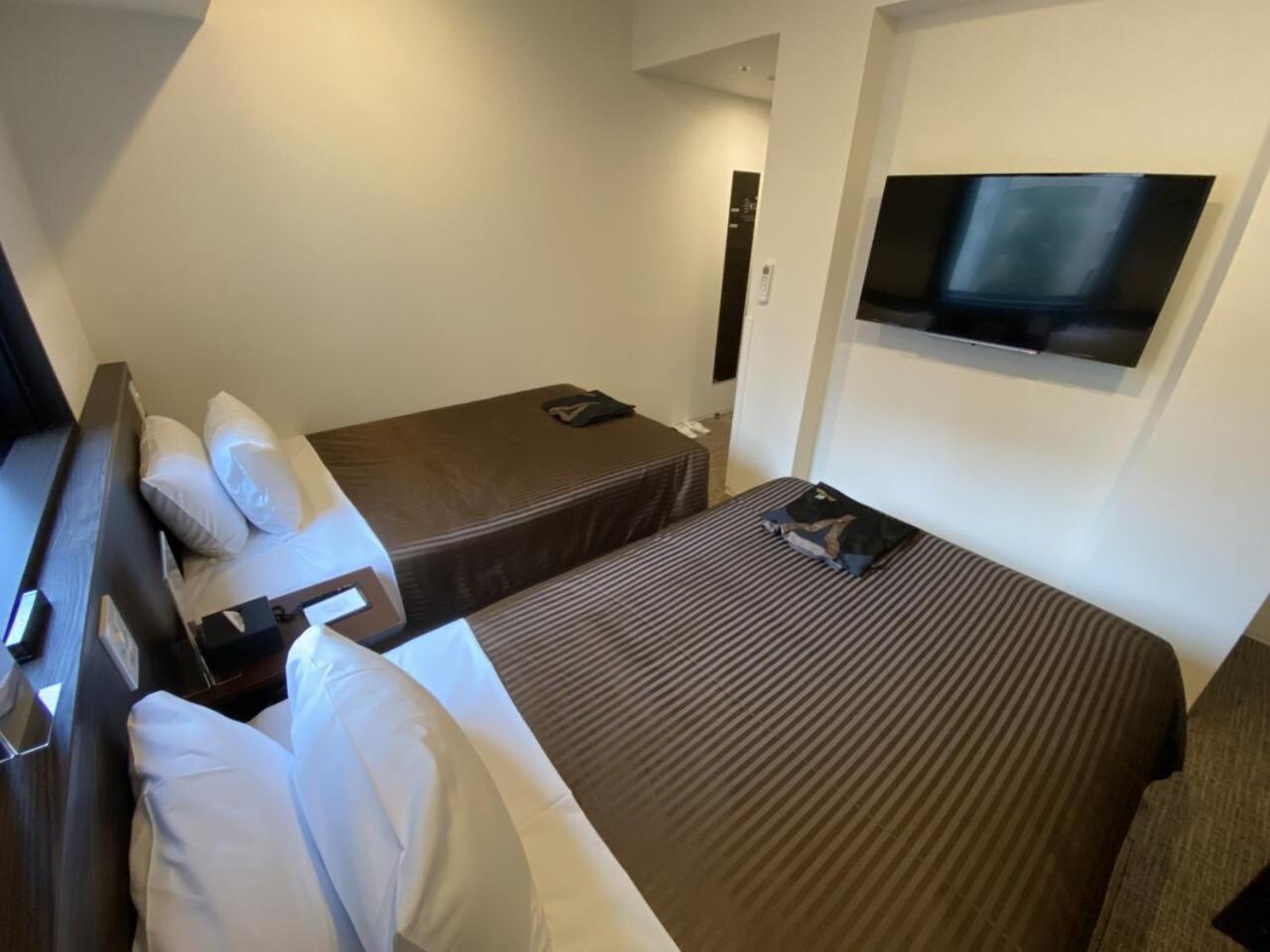 Twin Room - Smoking - Photo 1