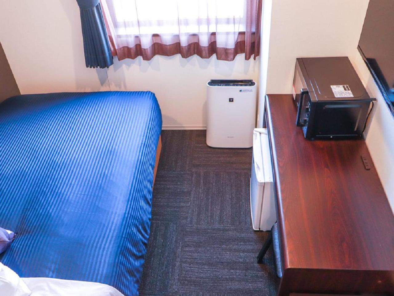 Double Room with Small Double Bed - Smoking - Photo 4