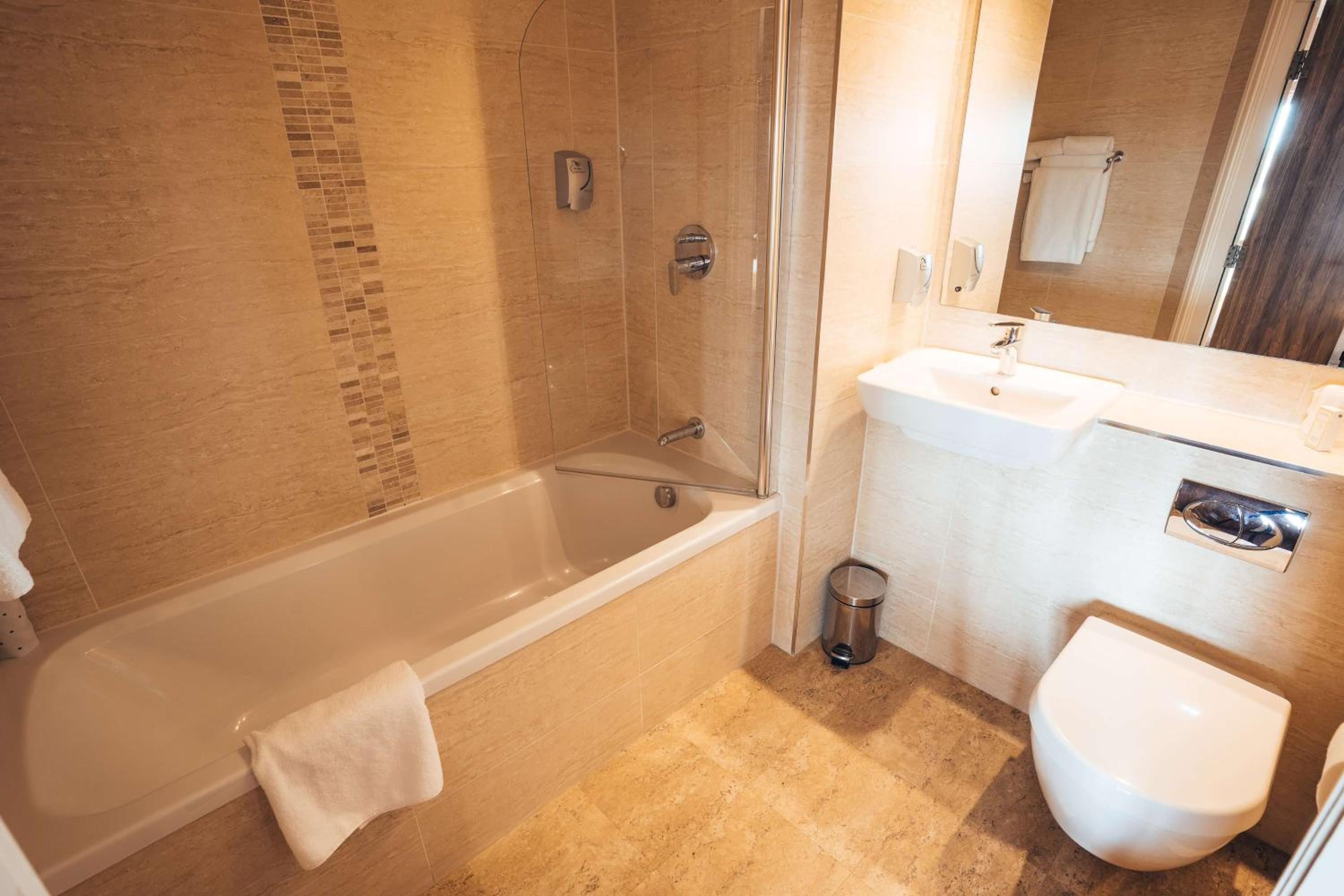 Superior Room with Pitch View photo 2