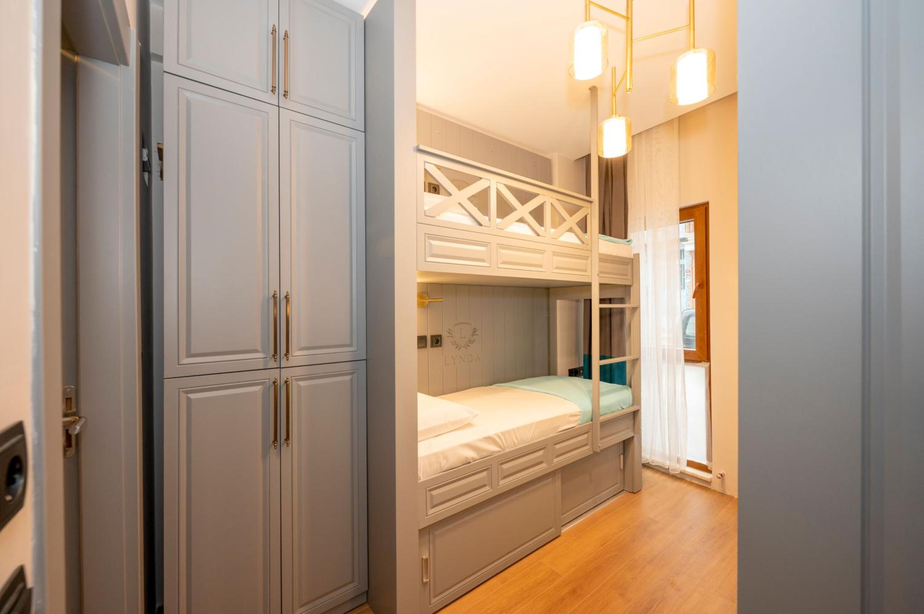 Wirtschaftsvierbettzimmer