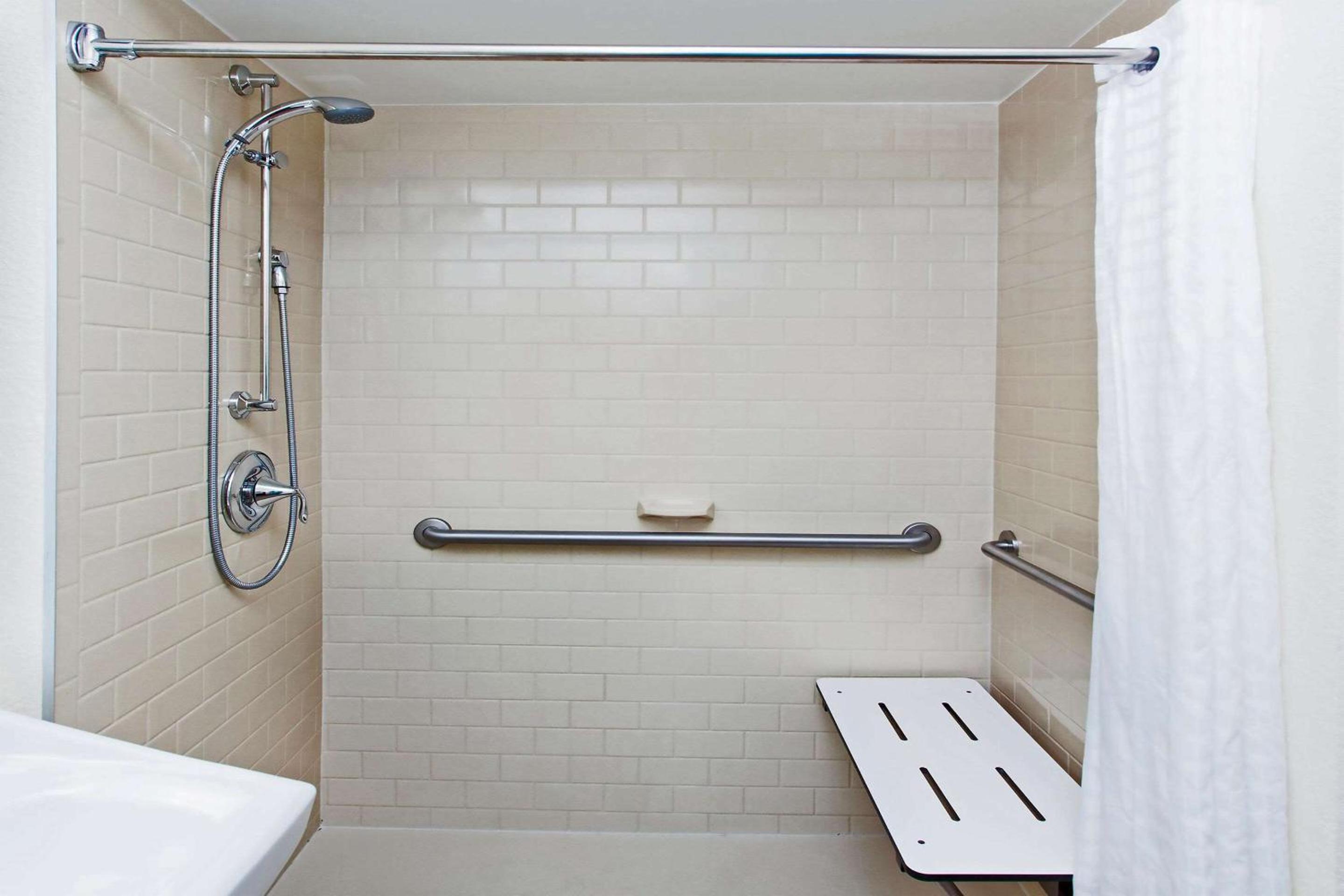 Accessible Queen Suite with Roll-In Shower - Accessible/Non Smoking