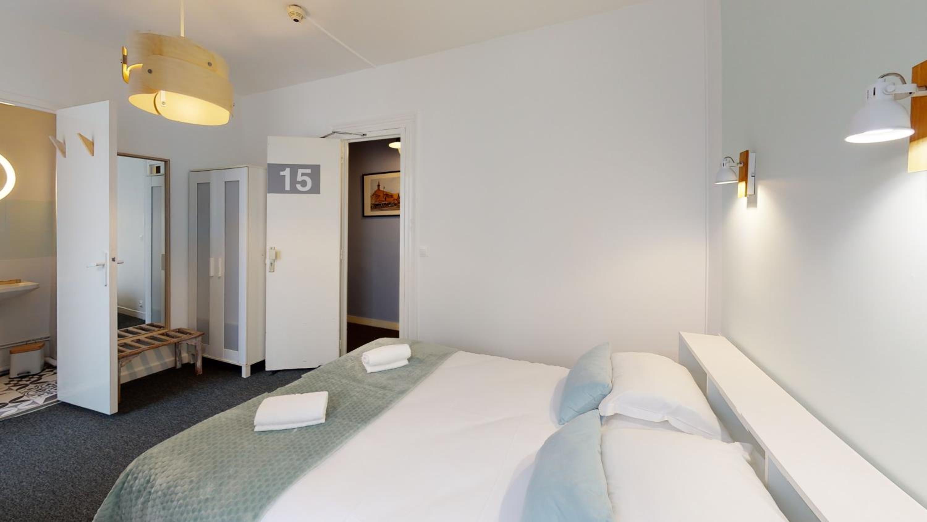 Double Room - Photo 4