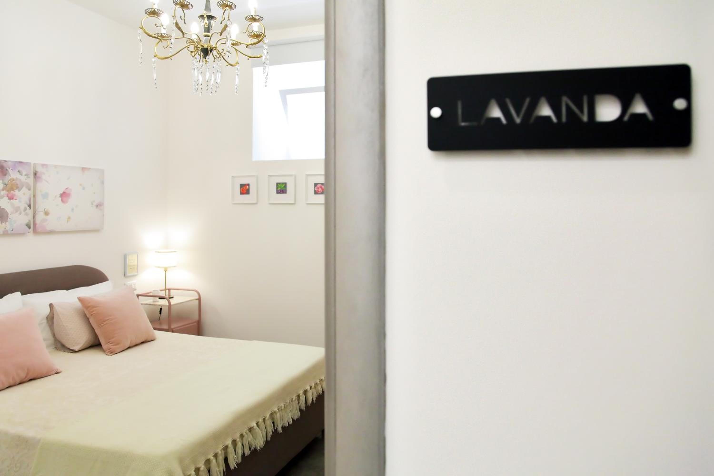 Standard Double Room - Photo 3