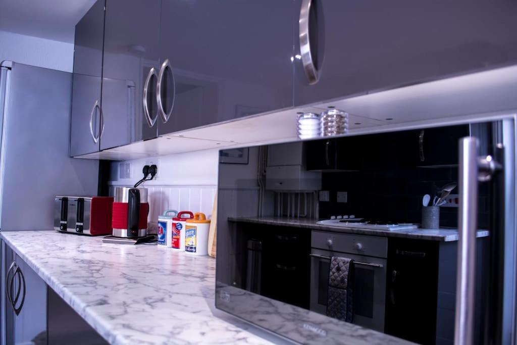 Three-Bedroom House - Photo 15