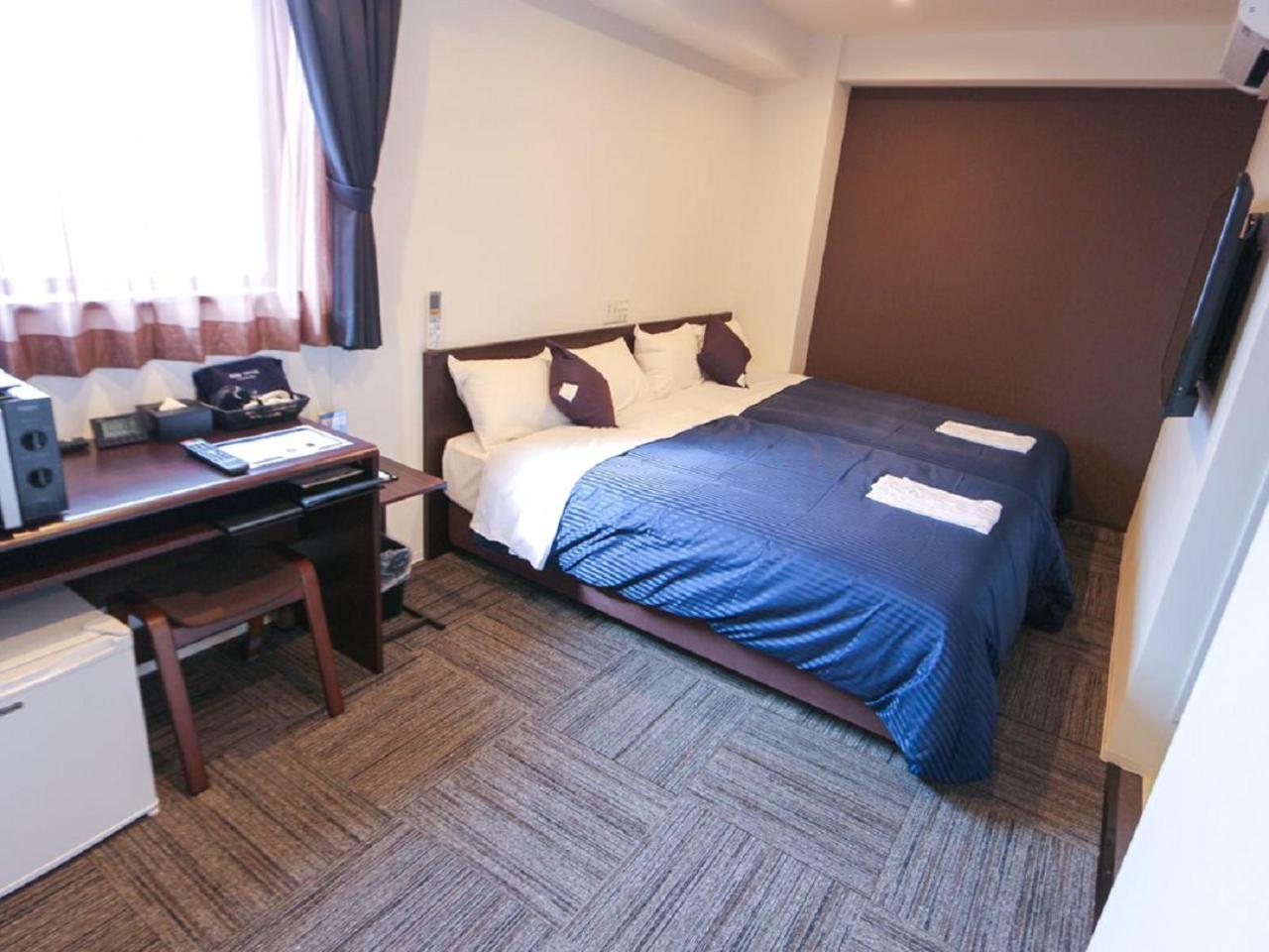 Twin Room - Non-Smoking