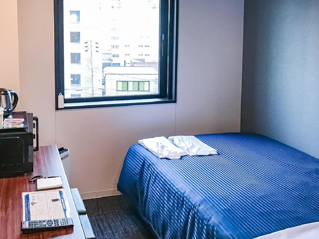 Double Room with Small Double Bed - Non-Smoking - Photo 3