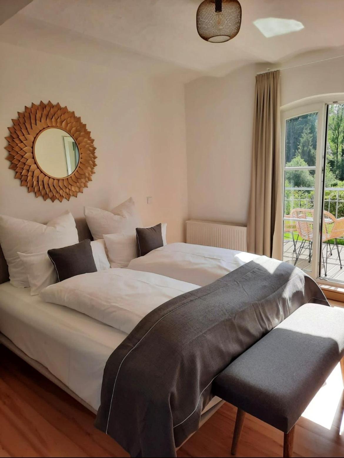 Suite photo 1