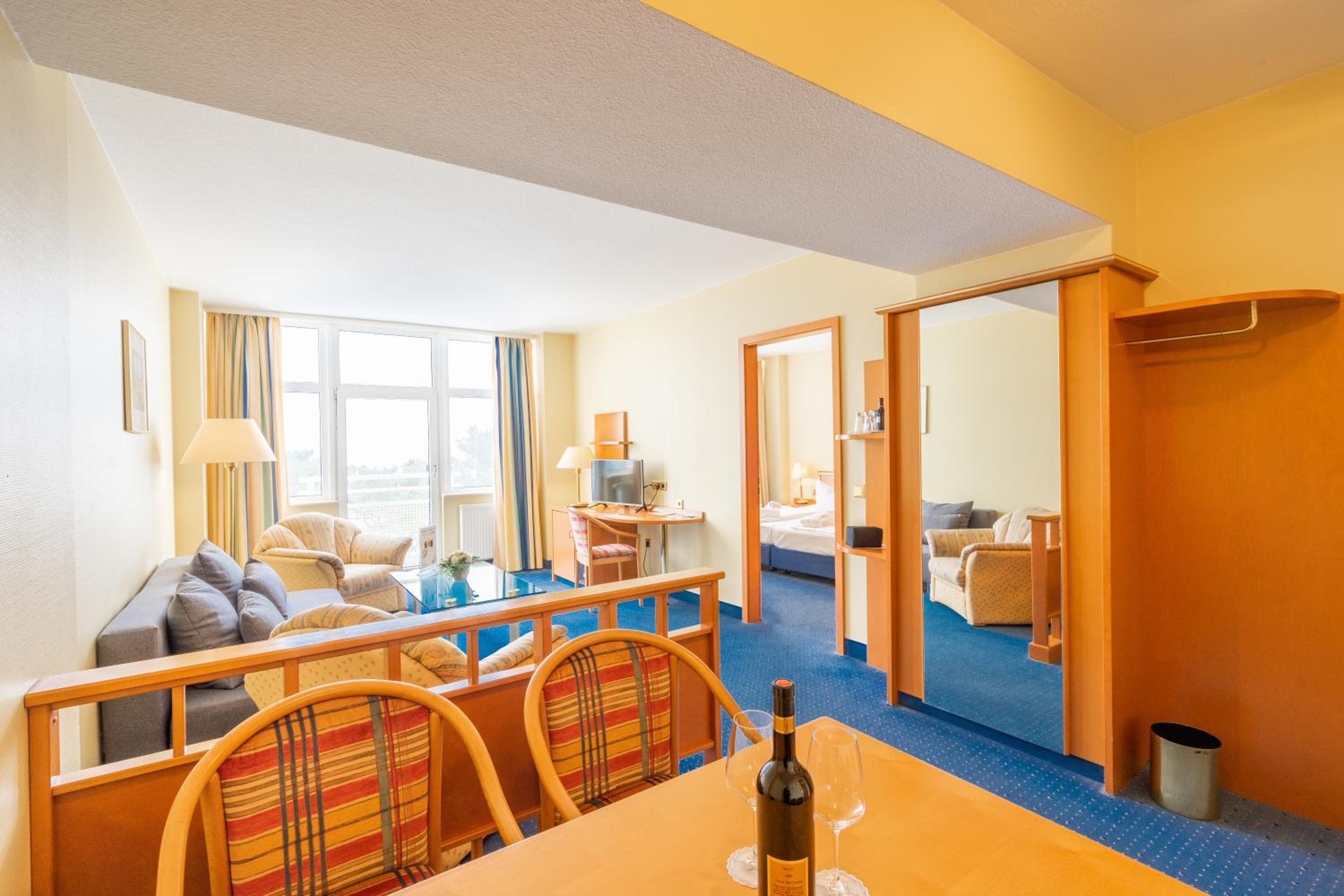 Suite with Sea View - Photo 5