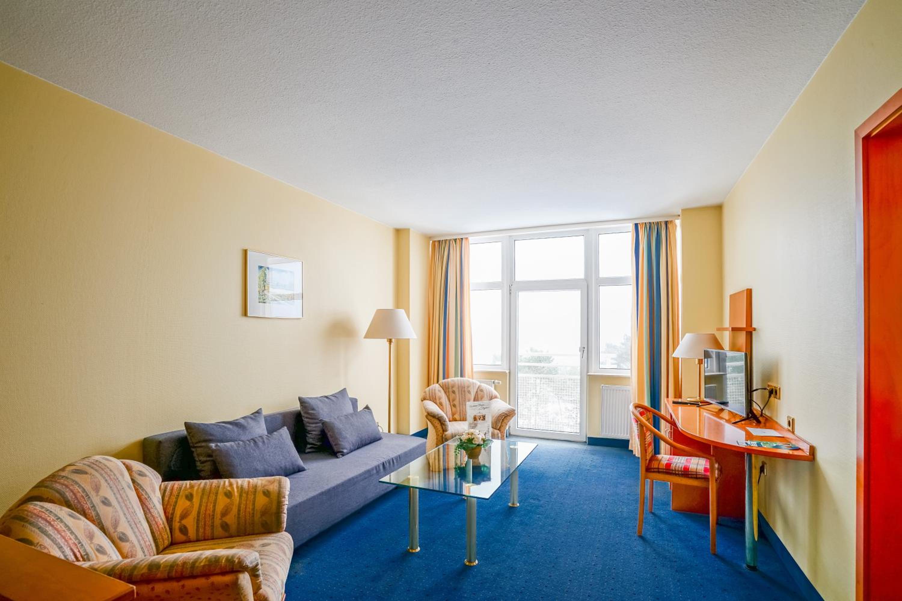 Suite with Sea View - Photo 2