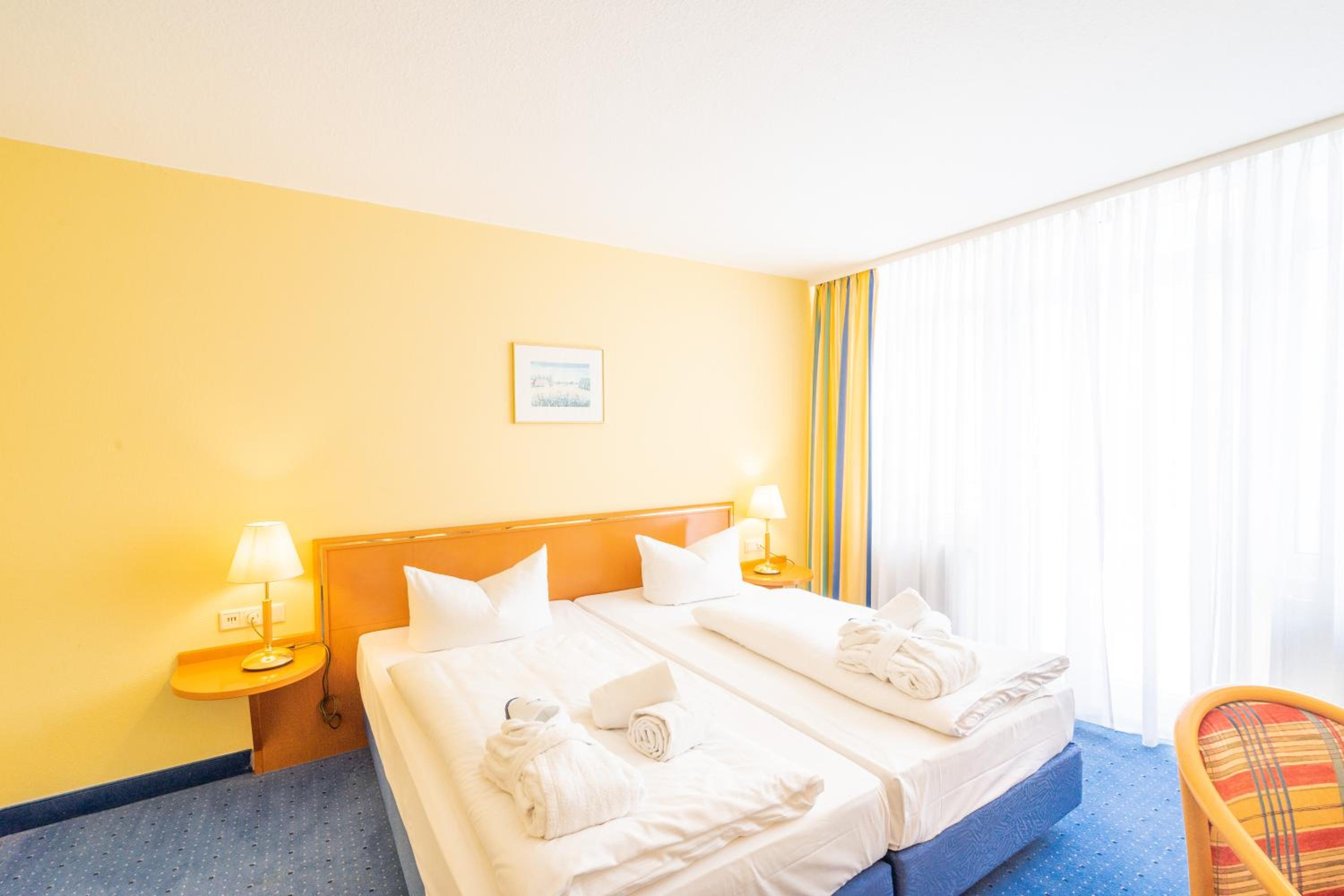 Suite with City View - Photo 4