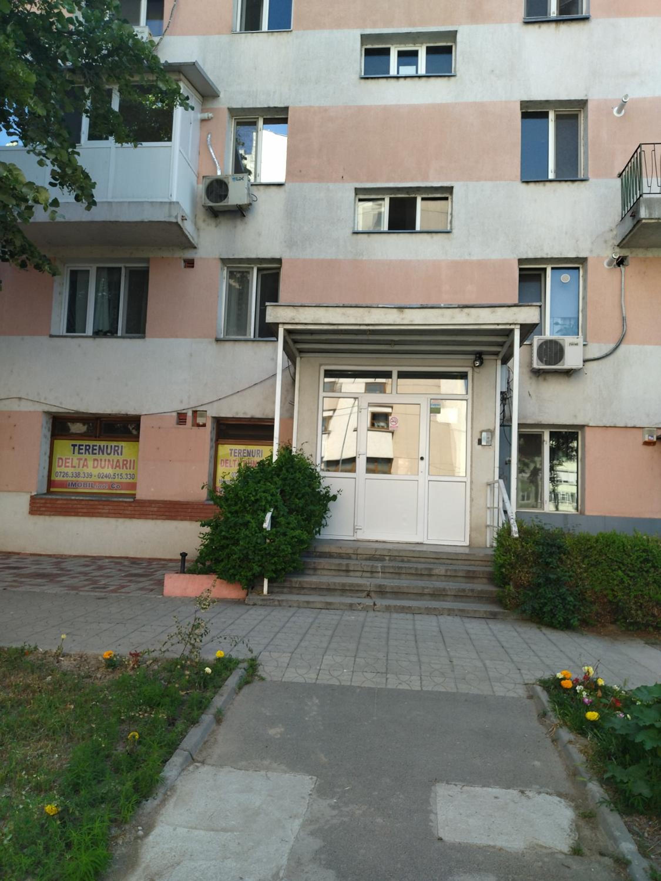 Two-Bedroom Apartment - Photo 20
