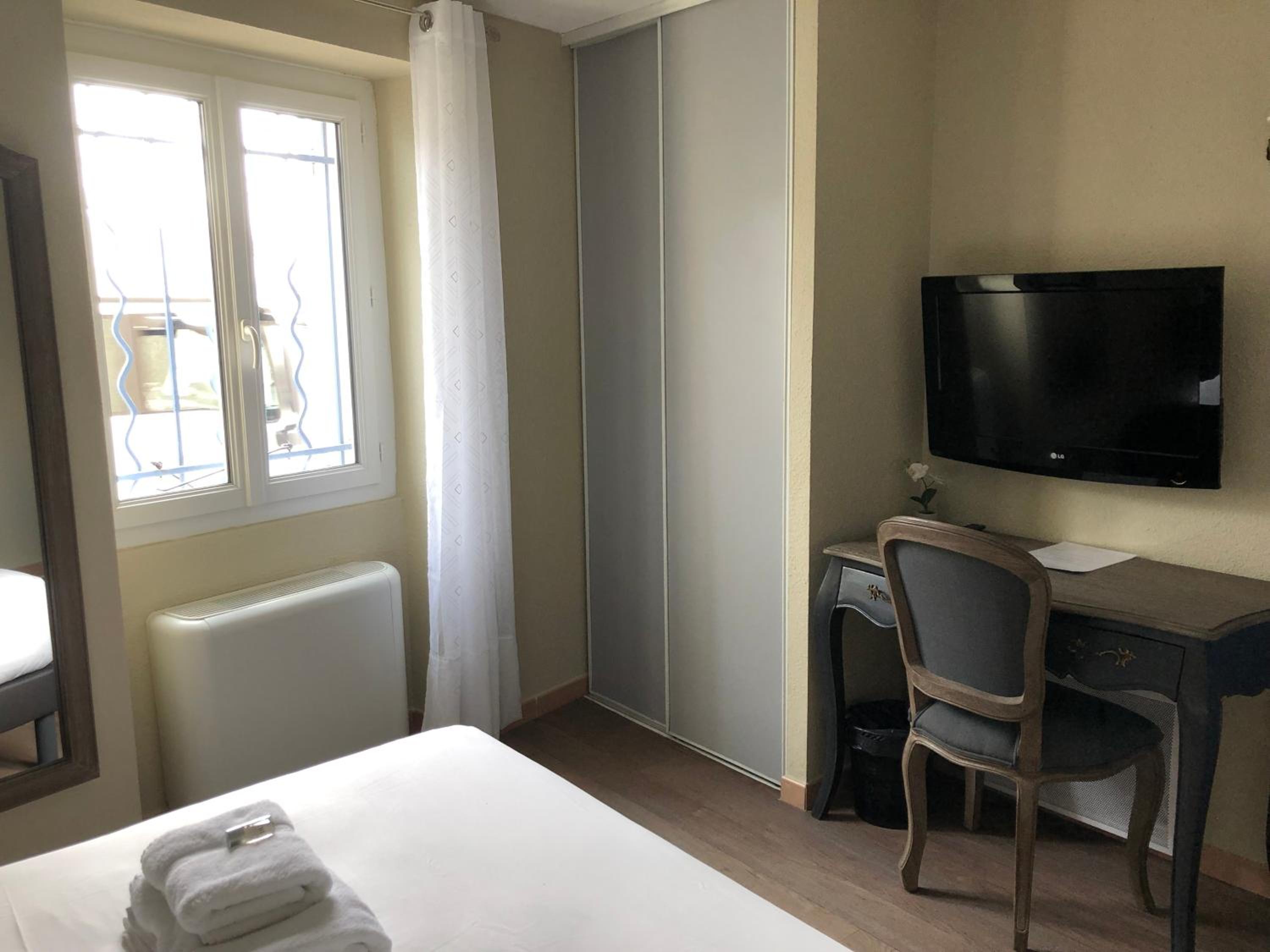 Small Double Room
