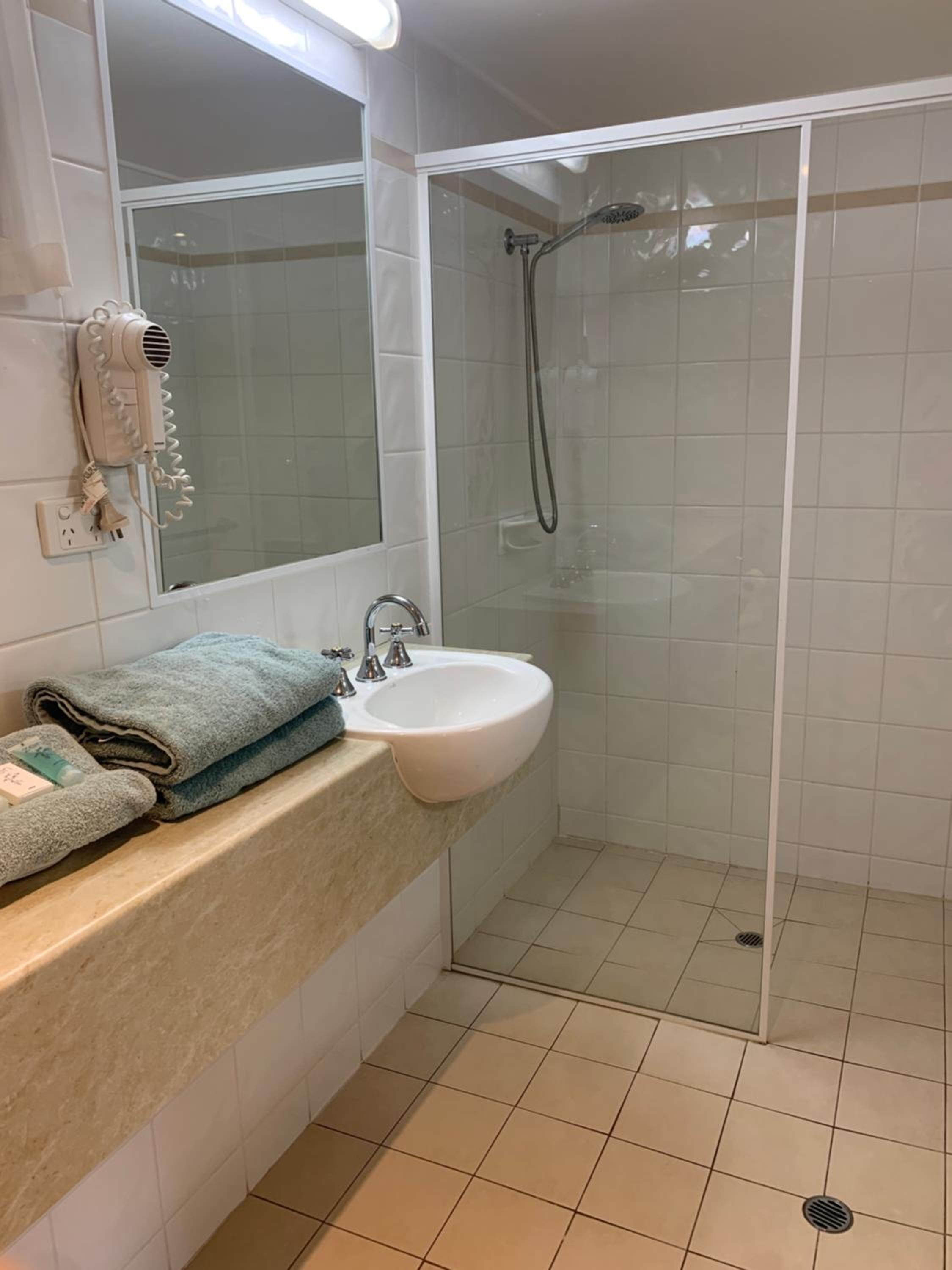 Deluxe King Room photo 2