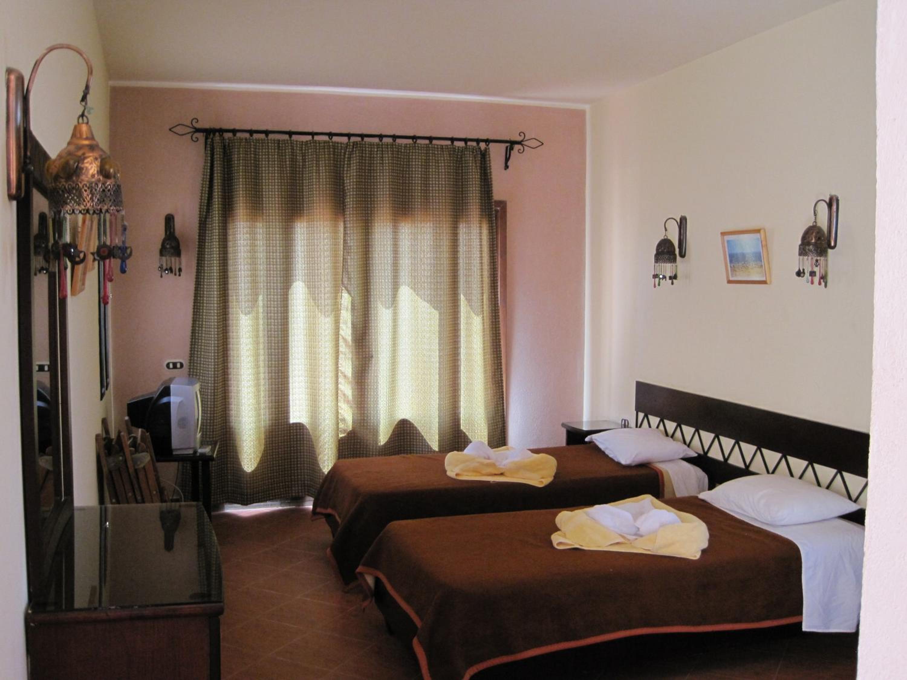 Standard Triple Room photo 2
