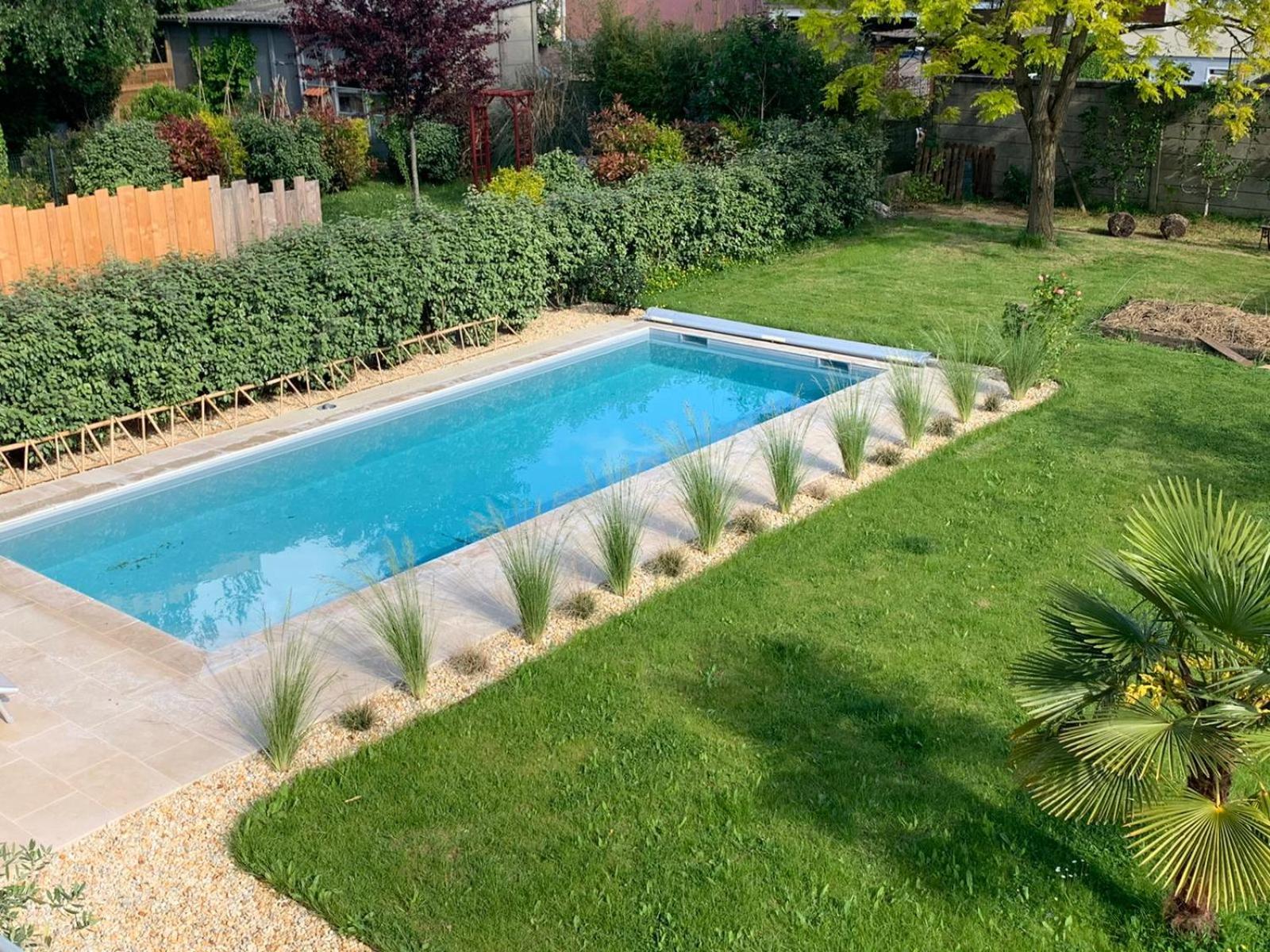 Double Room with Pool View - Photo 1