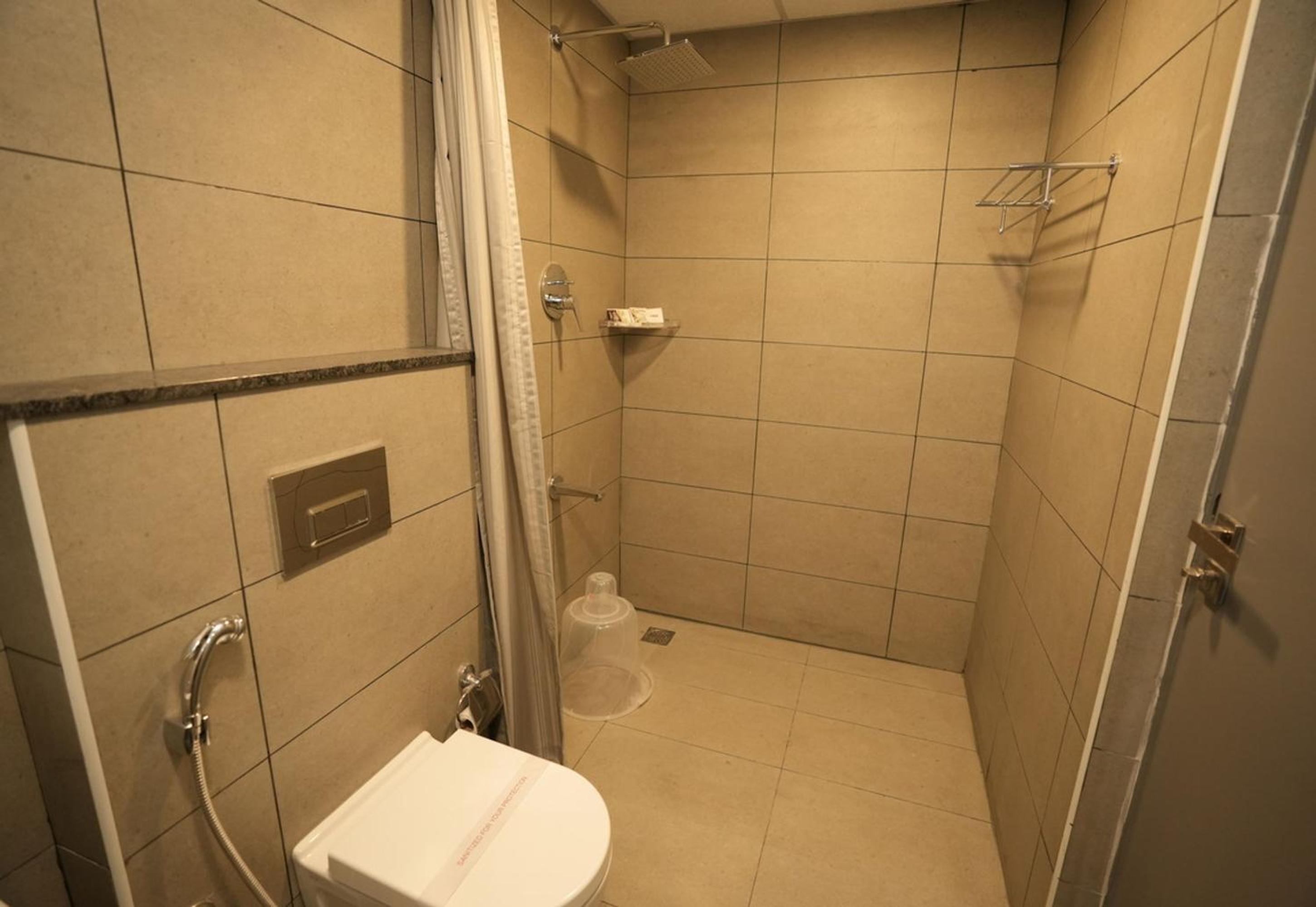 Deluxe Room - Photo 2