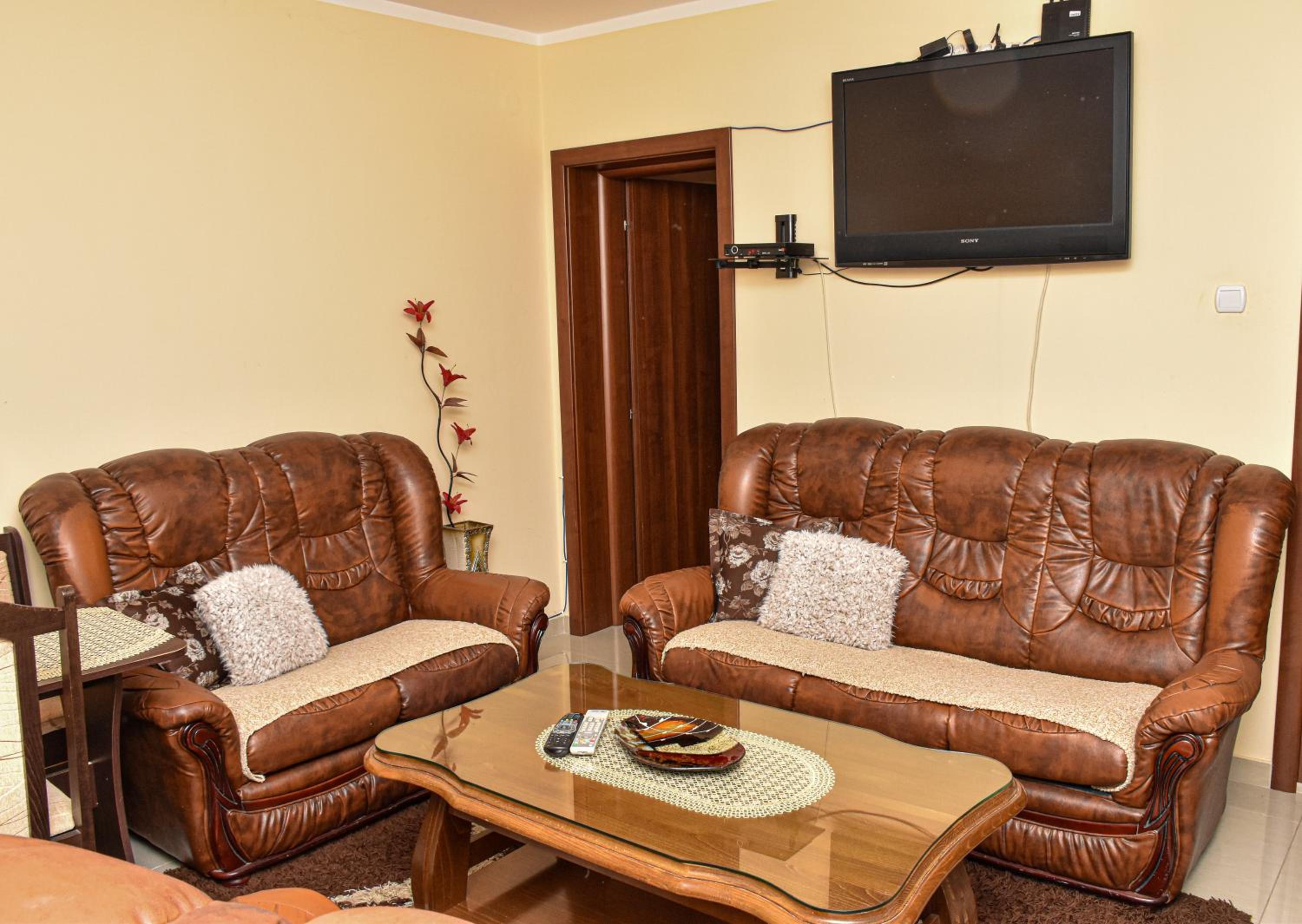 One-Bedroom Apartment with Sea View photo 3