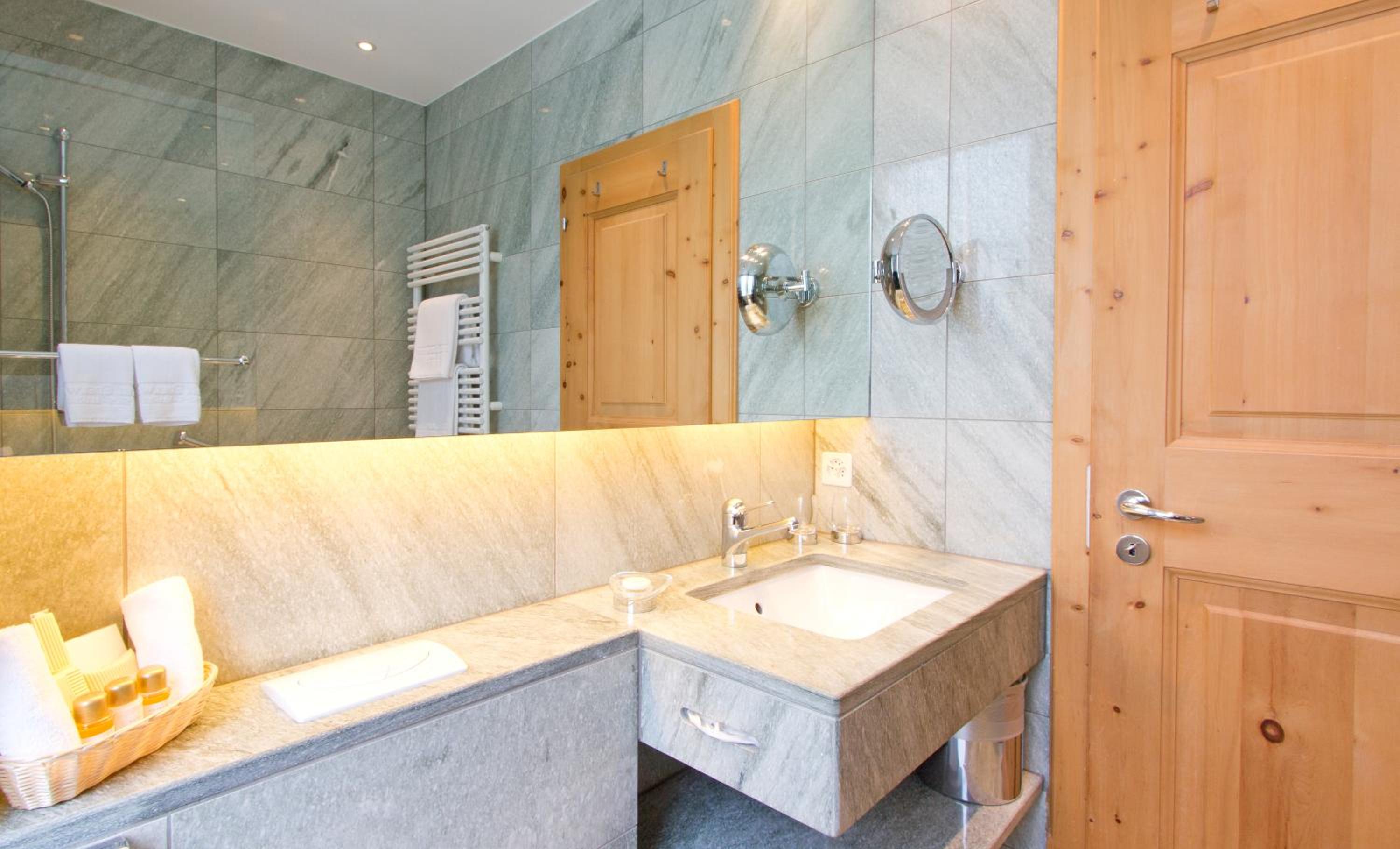 Superior Double Room - Photo 6