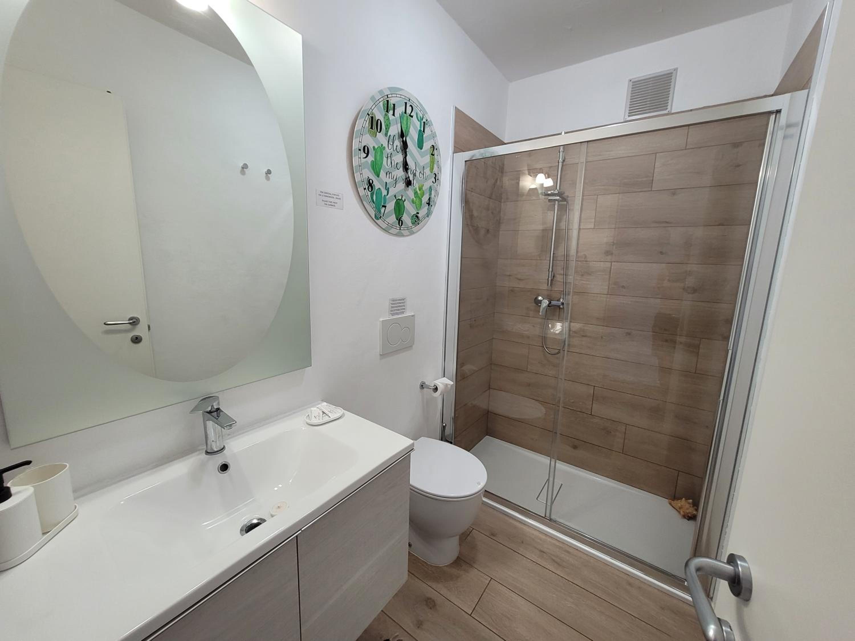 Studio Apartment photo 2