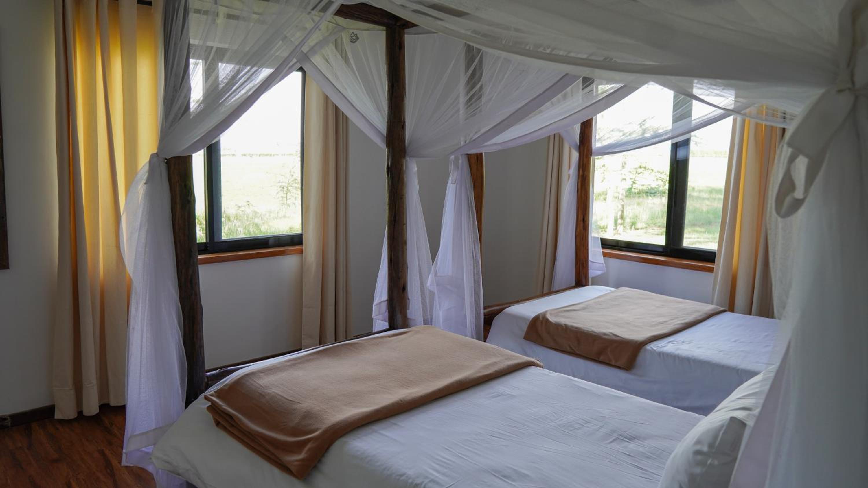 Two-Bedroom House - Photo 35