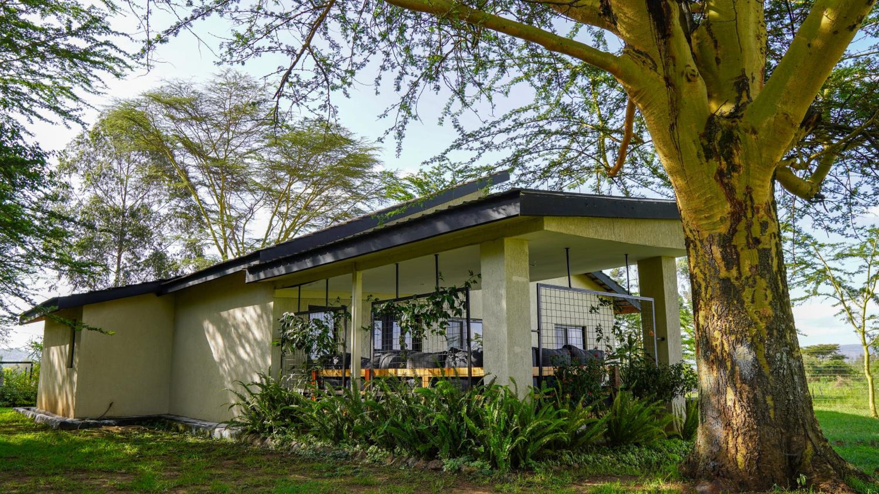 Two-Bedroom House - Photo 39