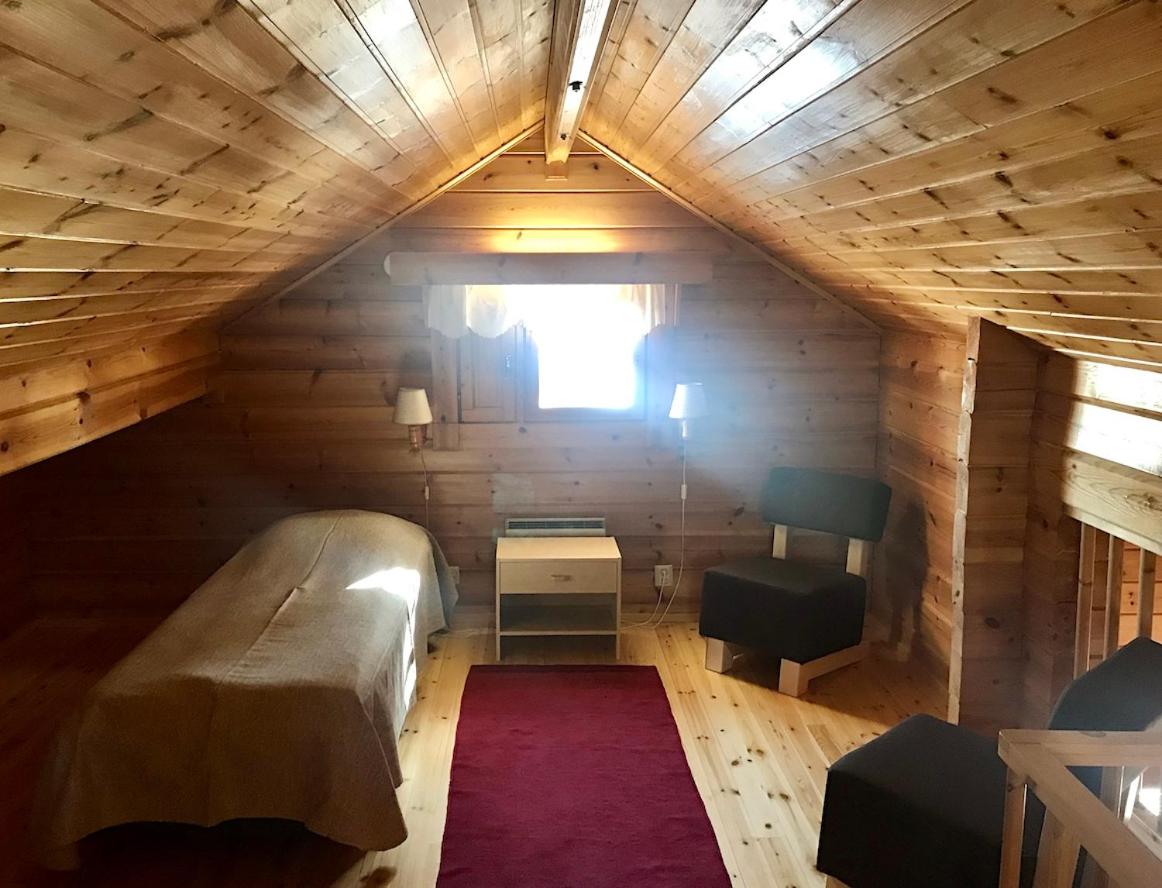 Two-Bedroom Chalet - Photo 2