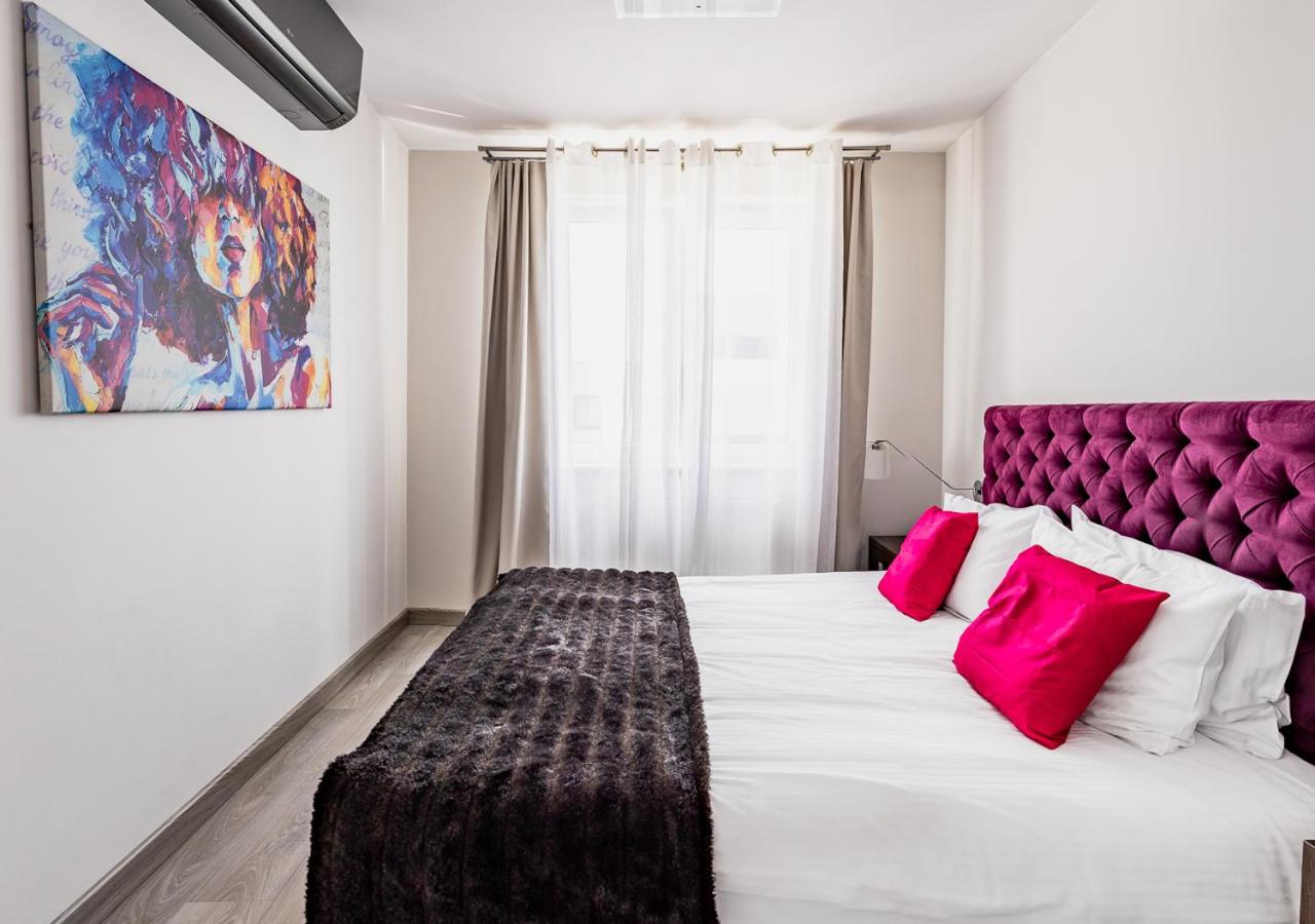 Executive Apartment - Photo 1