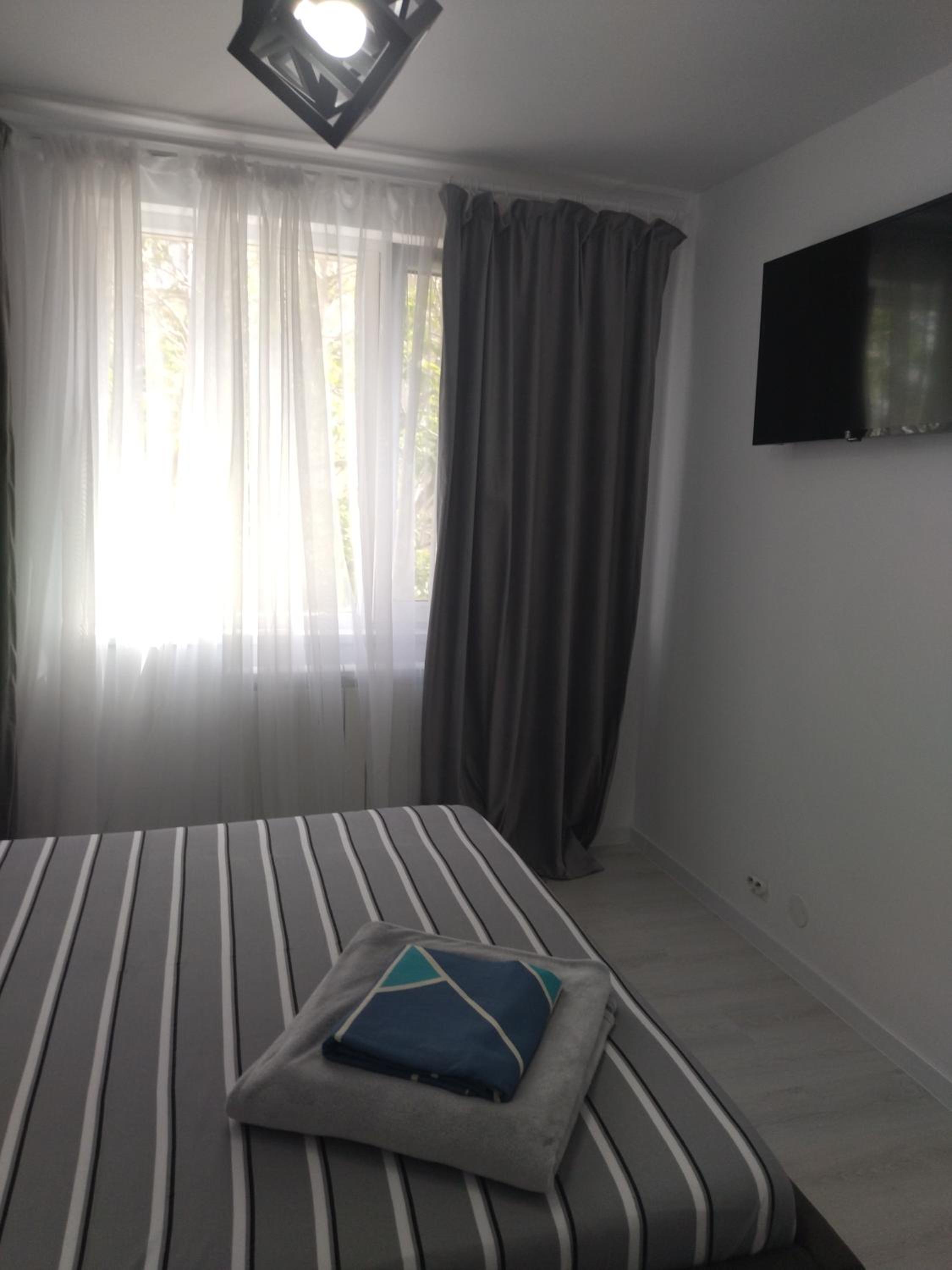 Two-Bedroom Apartment - Photo 16