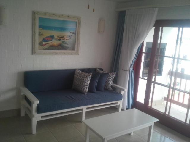 Two-Bedroom Apartment - Photo 9