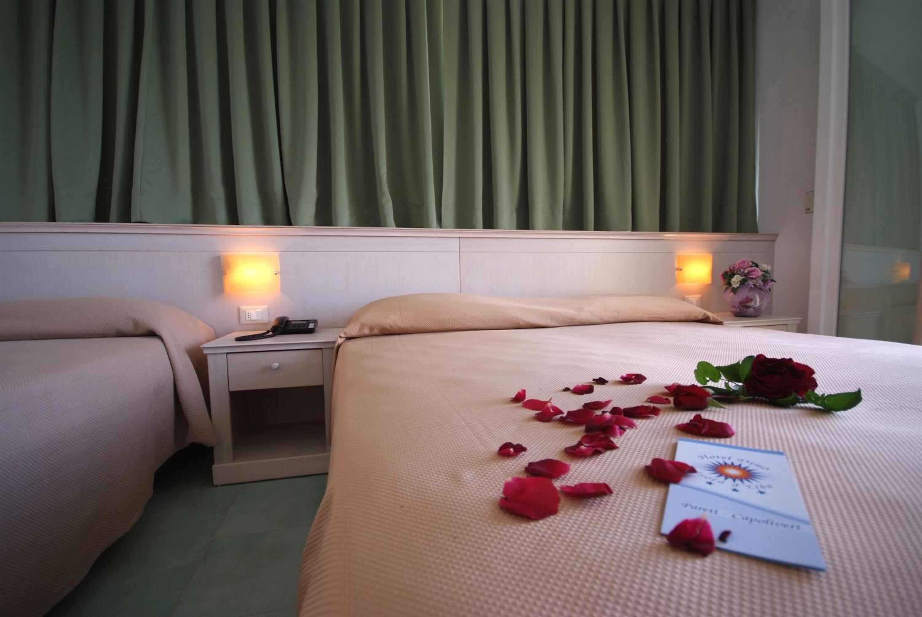 Superior Double or Twin Room with Sea View - Photo 5