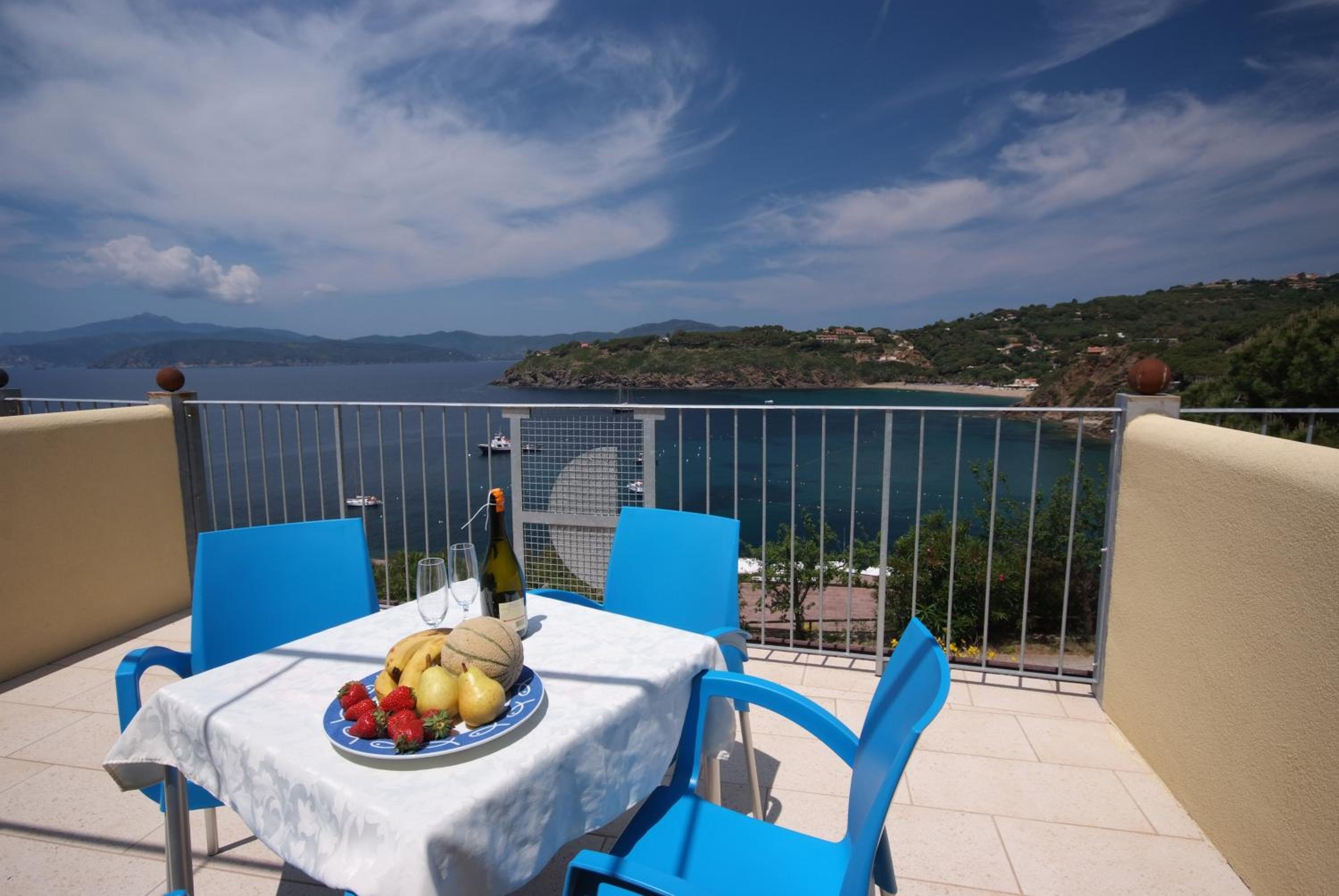 Superior Double or Twin Room with Sea View - Photo 8