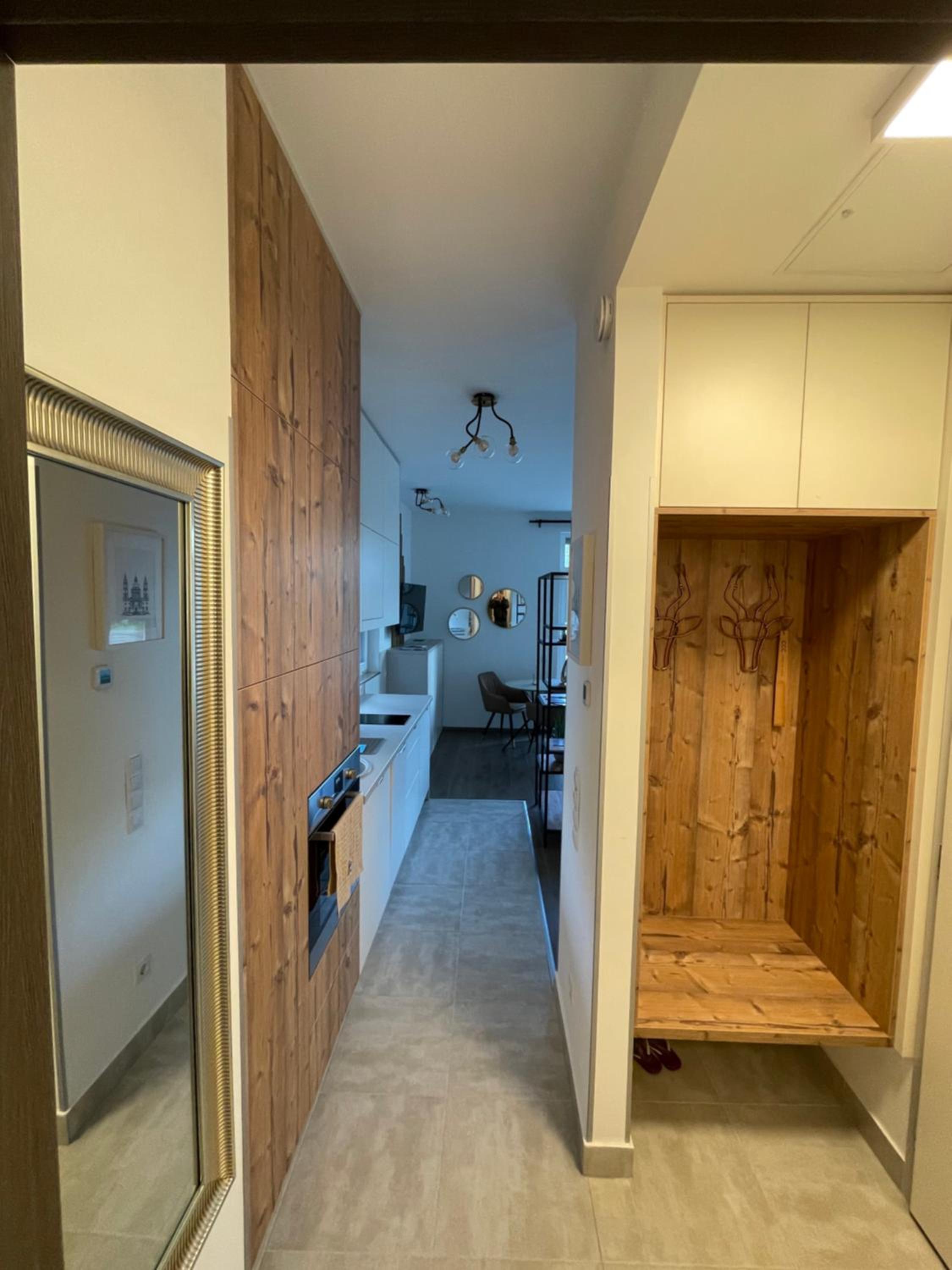 One-Bedroom Apartment - Photo 15