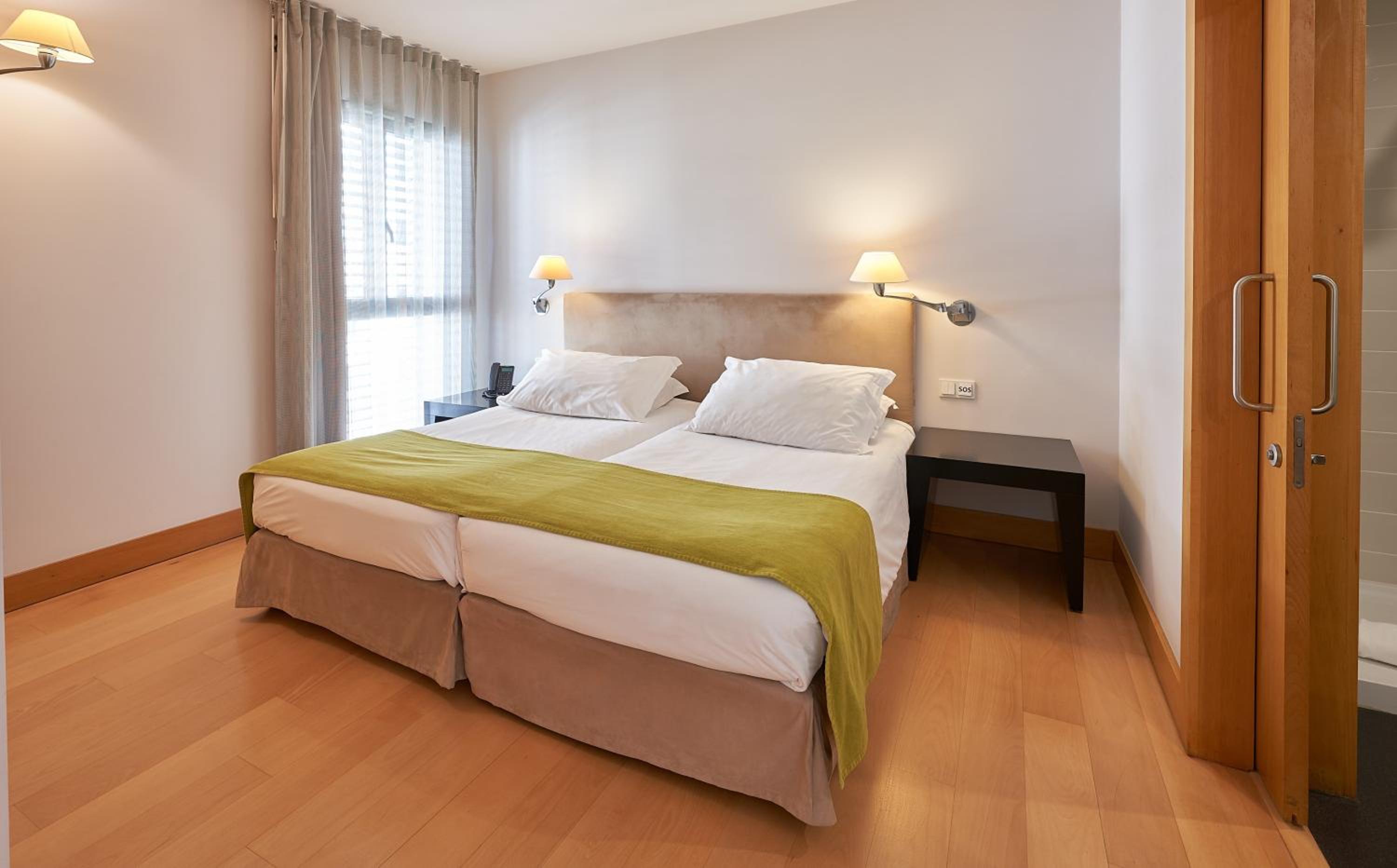 One-Bedroom Apartment with Land View - Photo 1