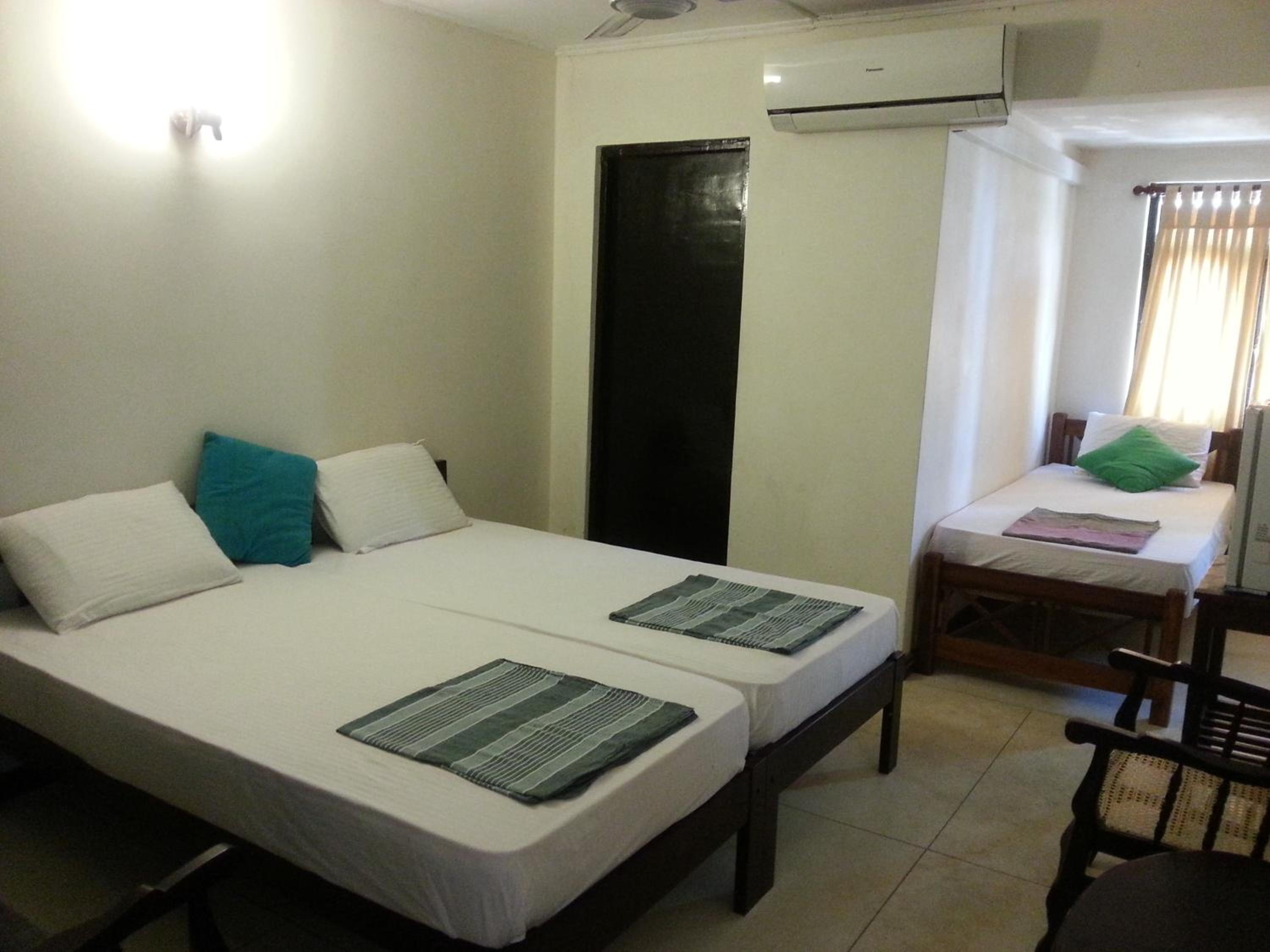 Deluxe Triple Room with Sea View