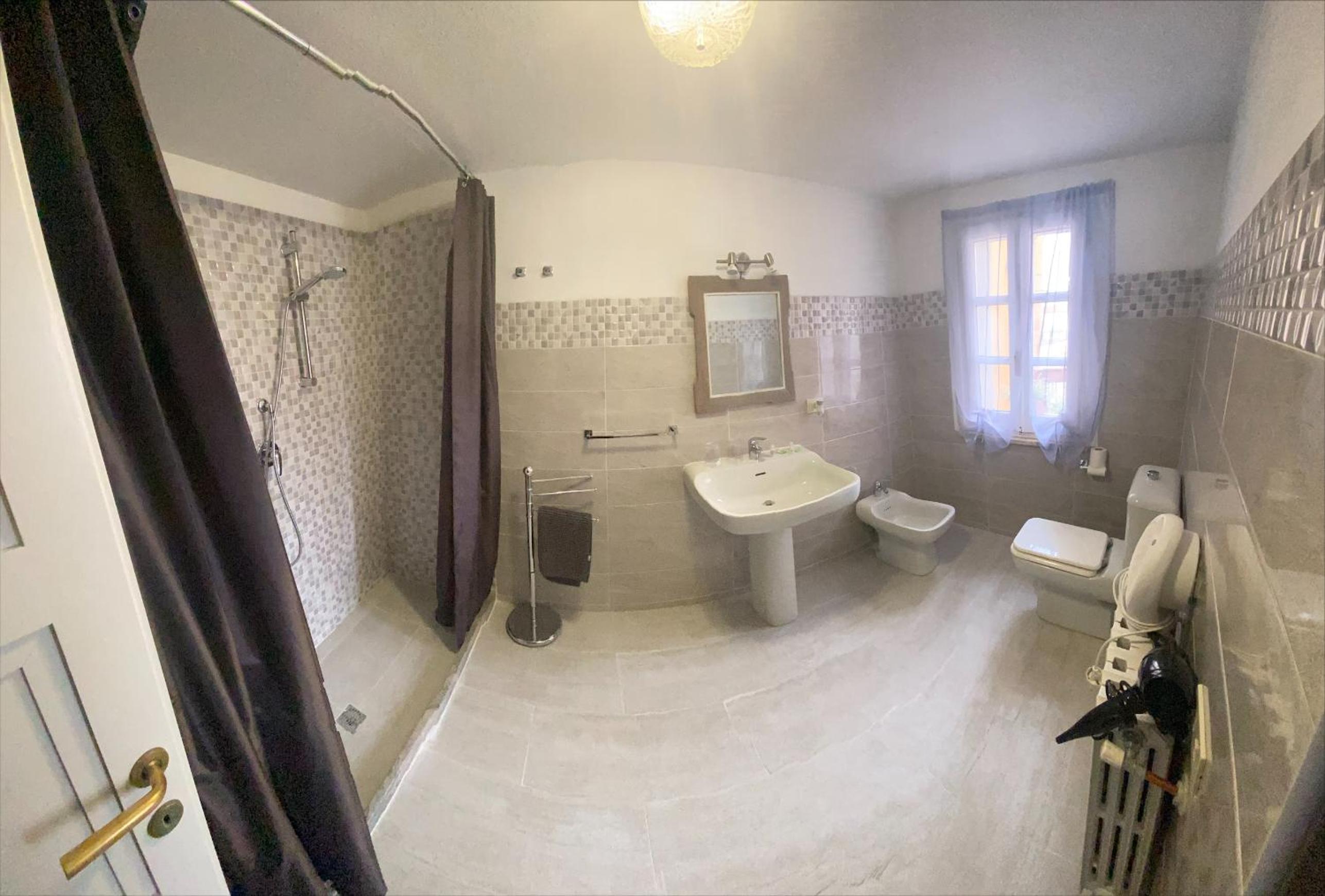 Family Room with Terrace - Photo 2