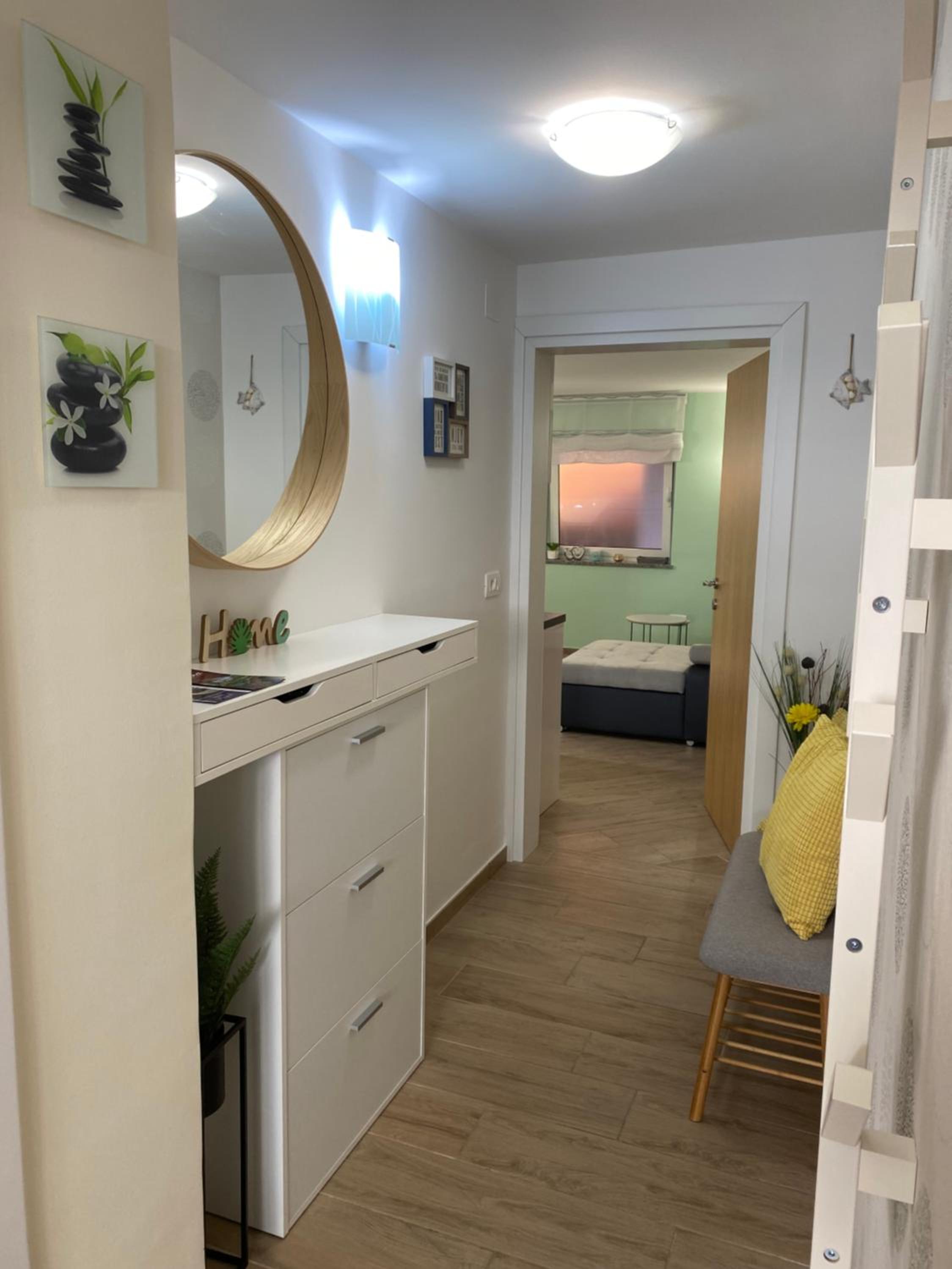 One-Bedroom Apartment - Photo 9