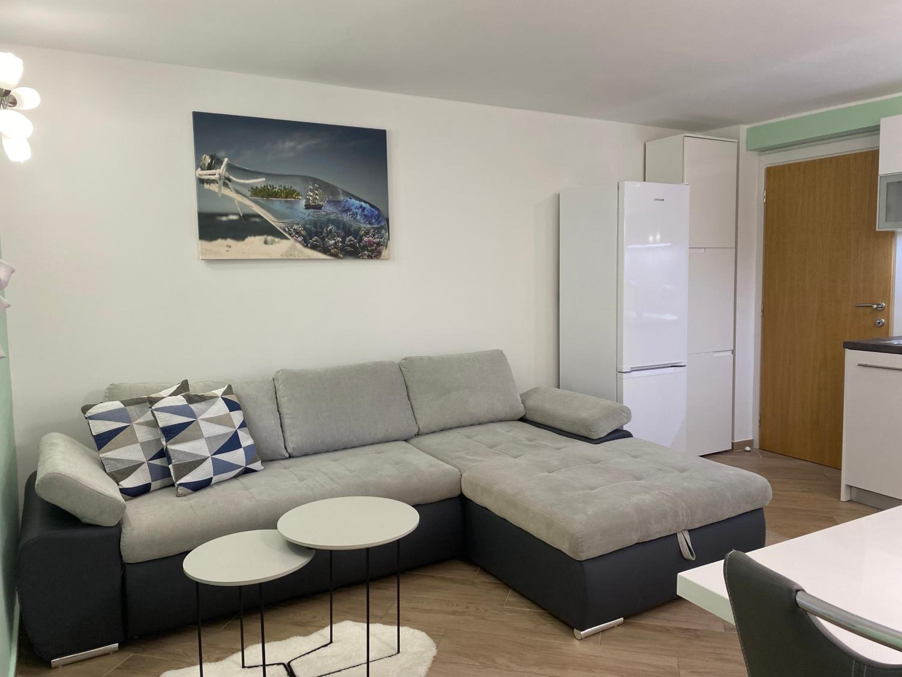 One-Bedroom Apartment - Photo 10