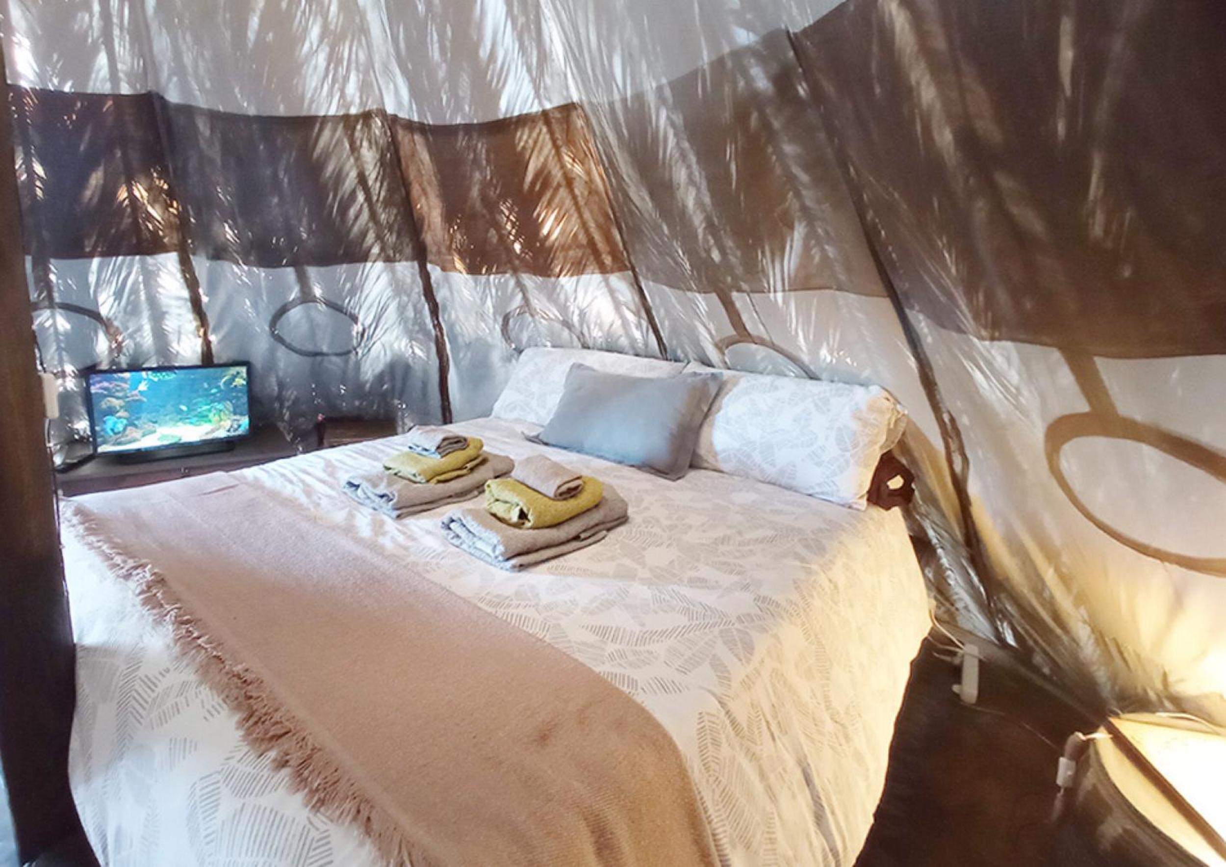 Tent - Photo 1