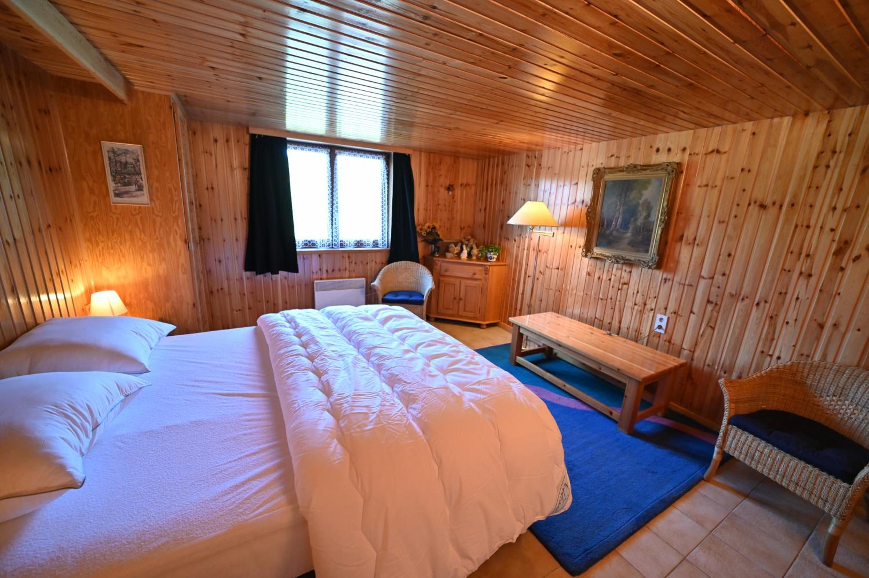 Three-Bedroom Chalet photo 2