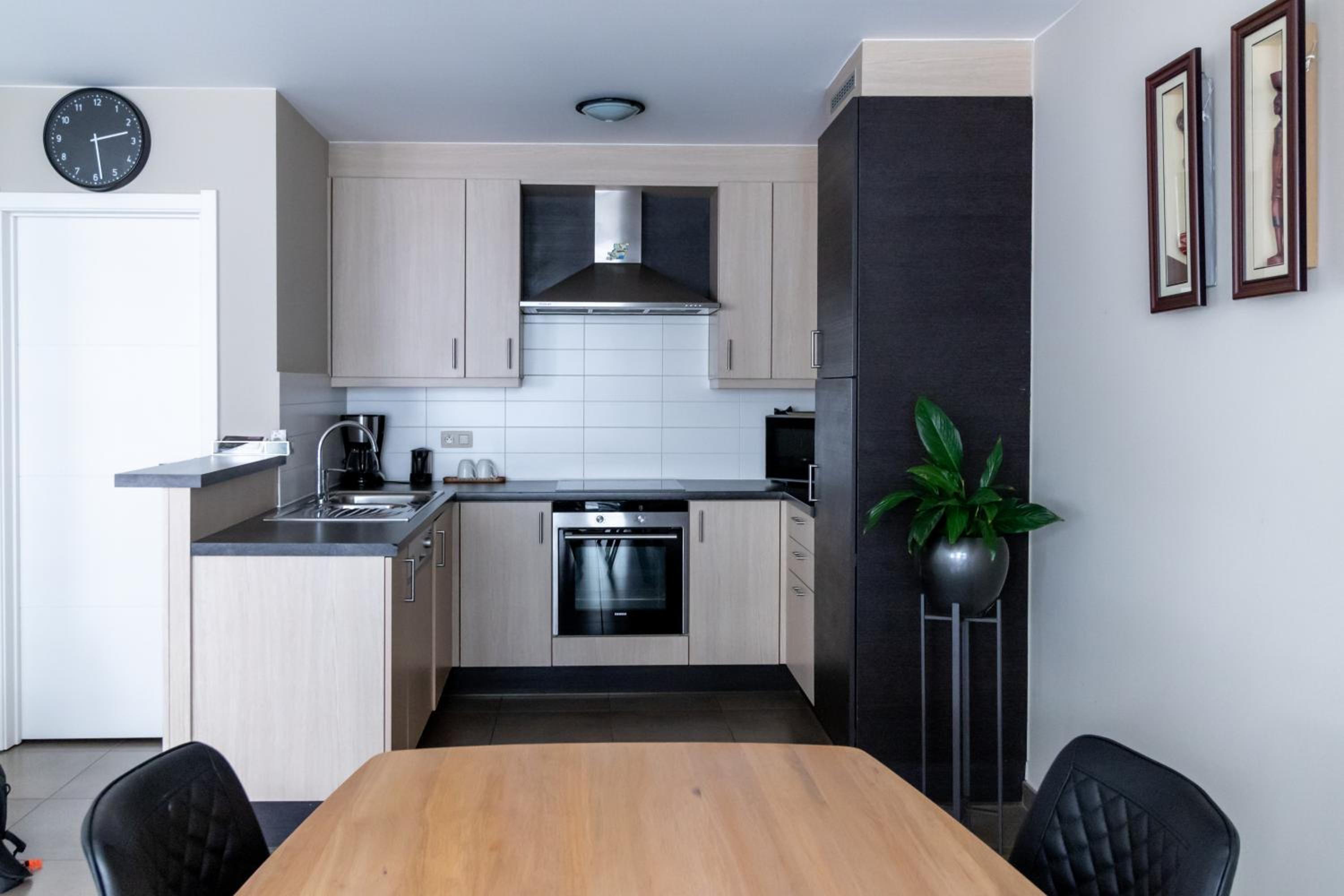 Two-Bedroom Apartment - Photo 3