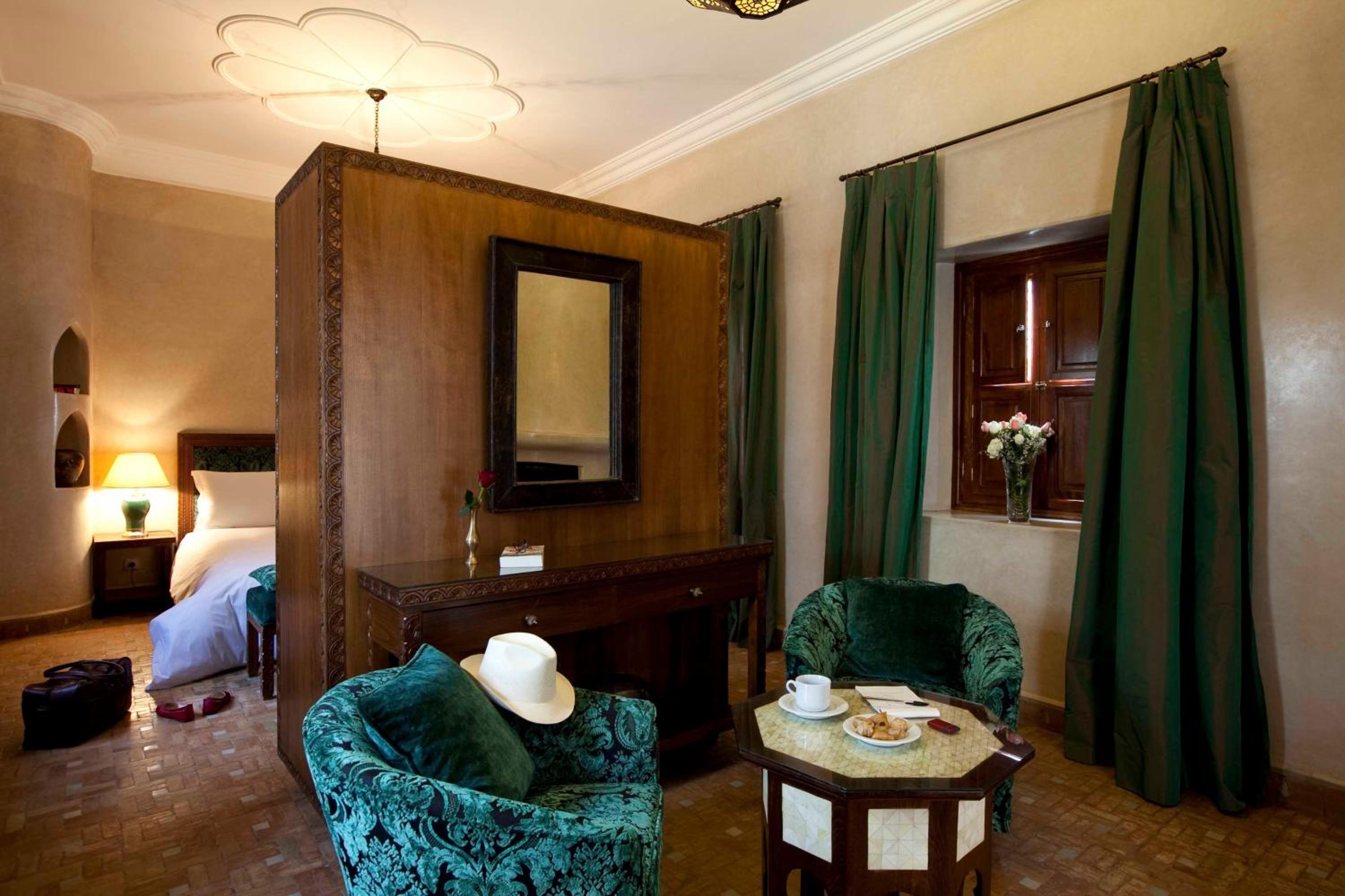 Senior Suite - Photo 3